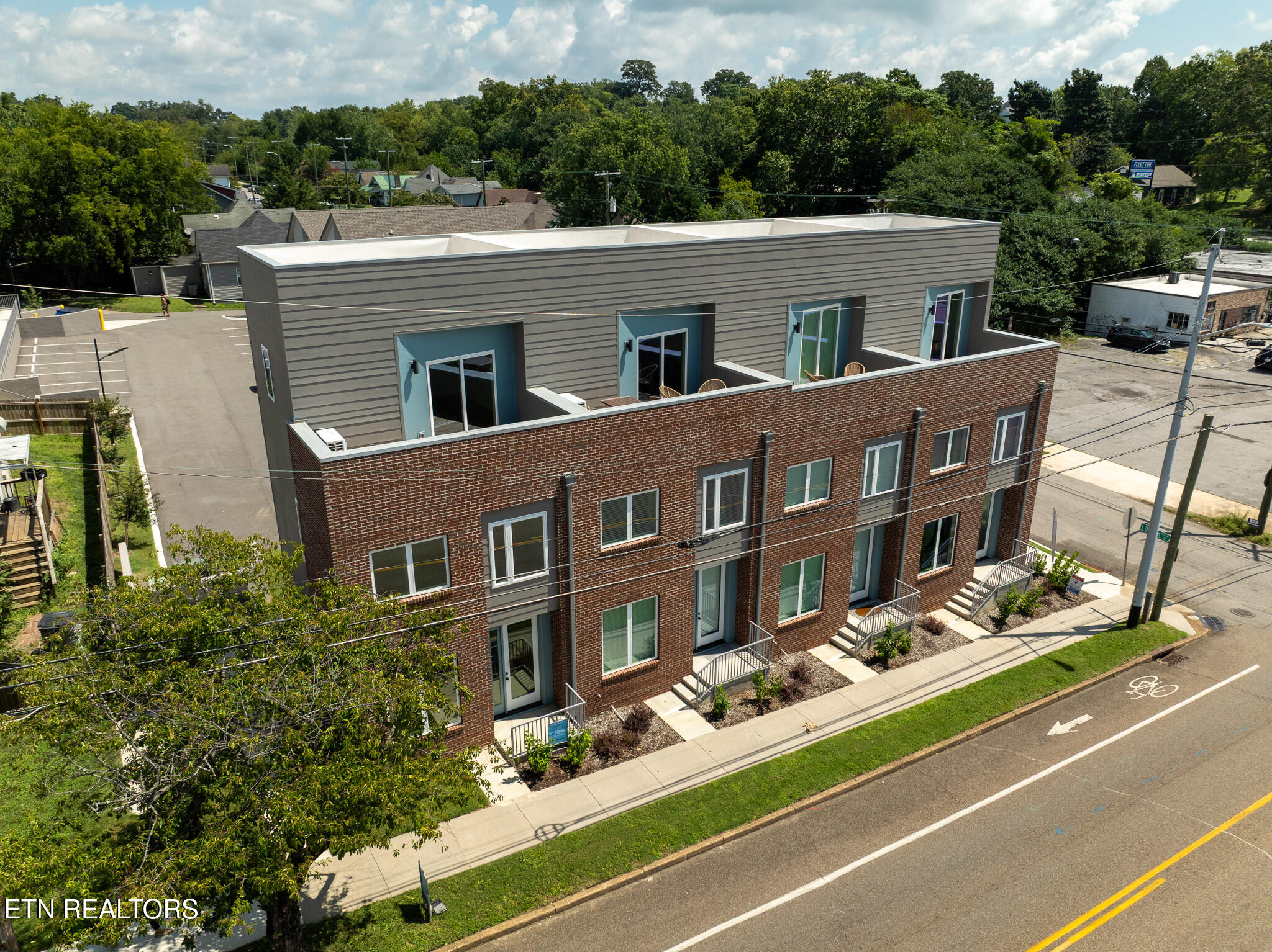 1602 N Central Street #104 Knoxville TN 37917