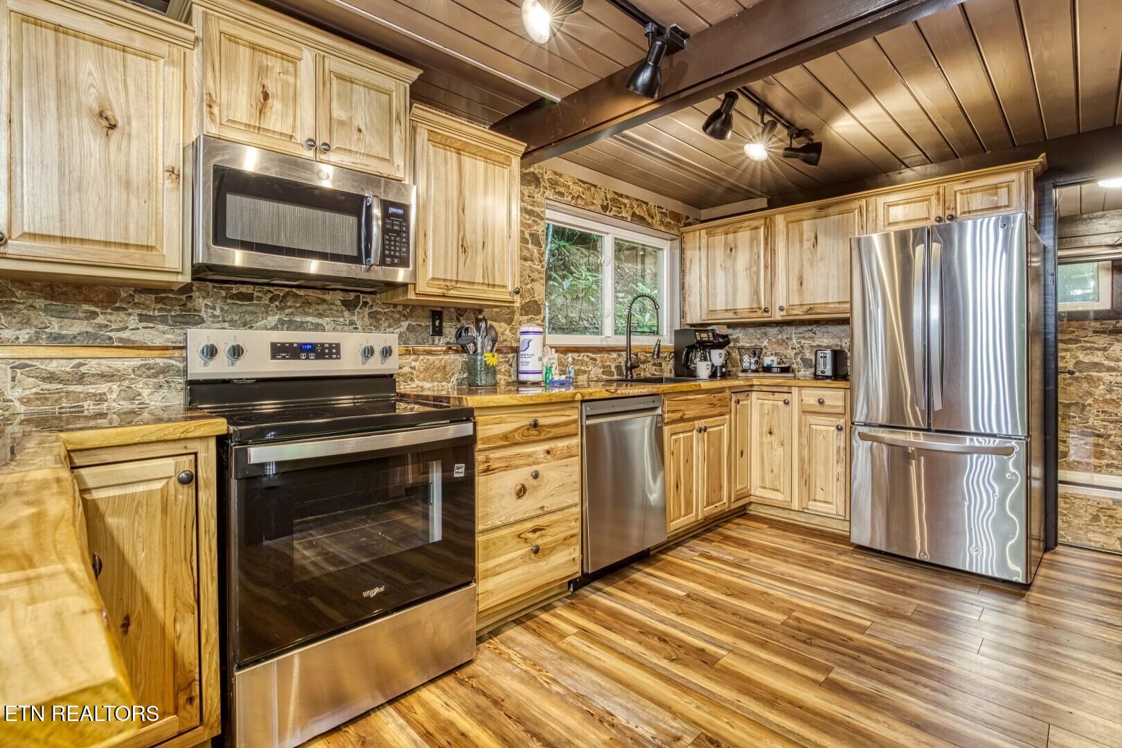 1134 Ski Mountain Road Gatlinburg TN 37738
