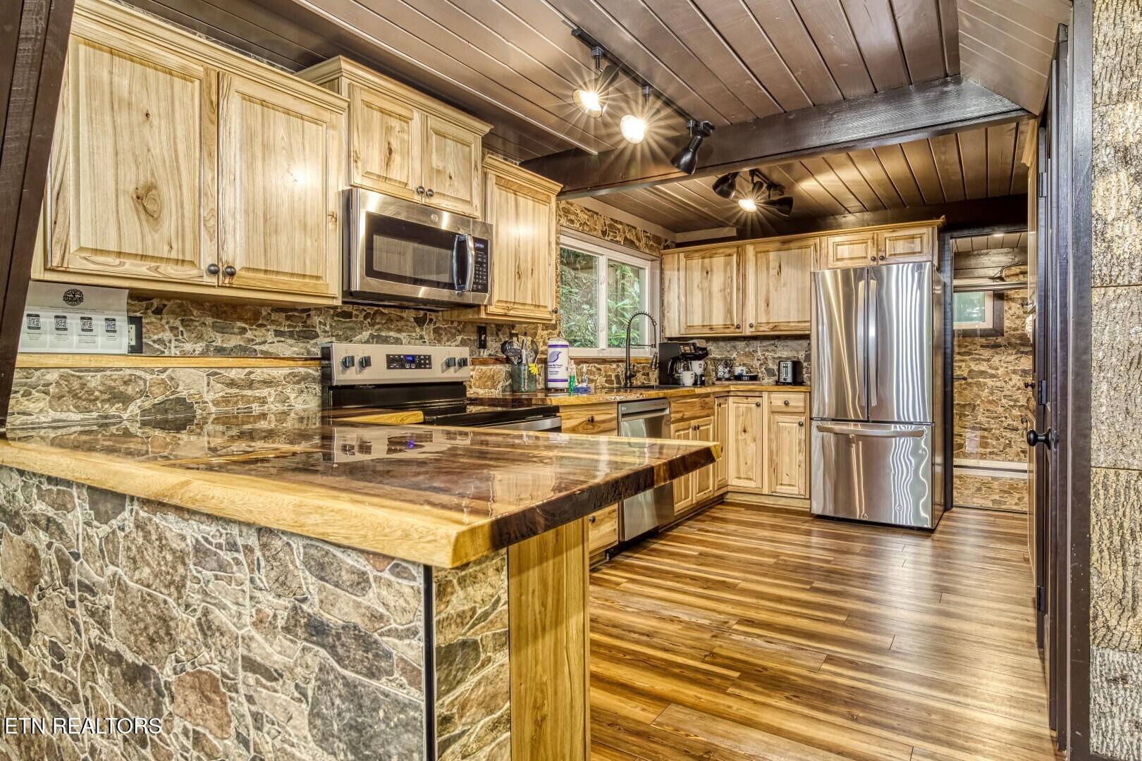 1134 Ski Mountain Road Gatlinburg TN 37738
