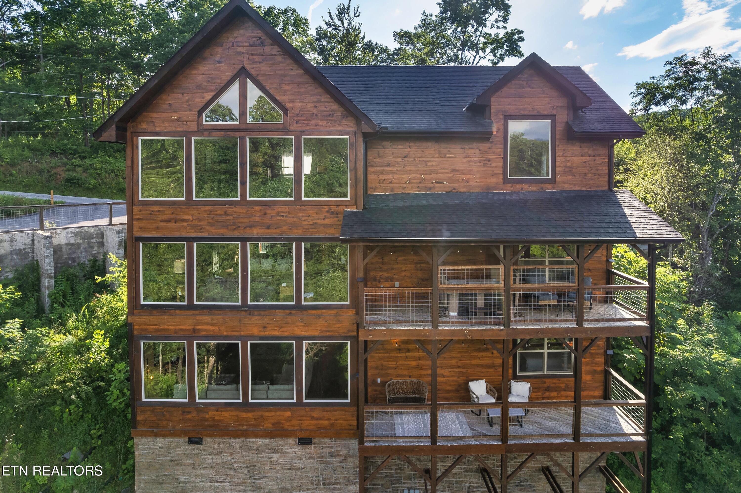 842 Vixen Gatlinburg TN 37738