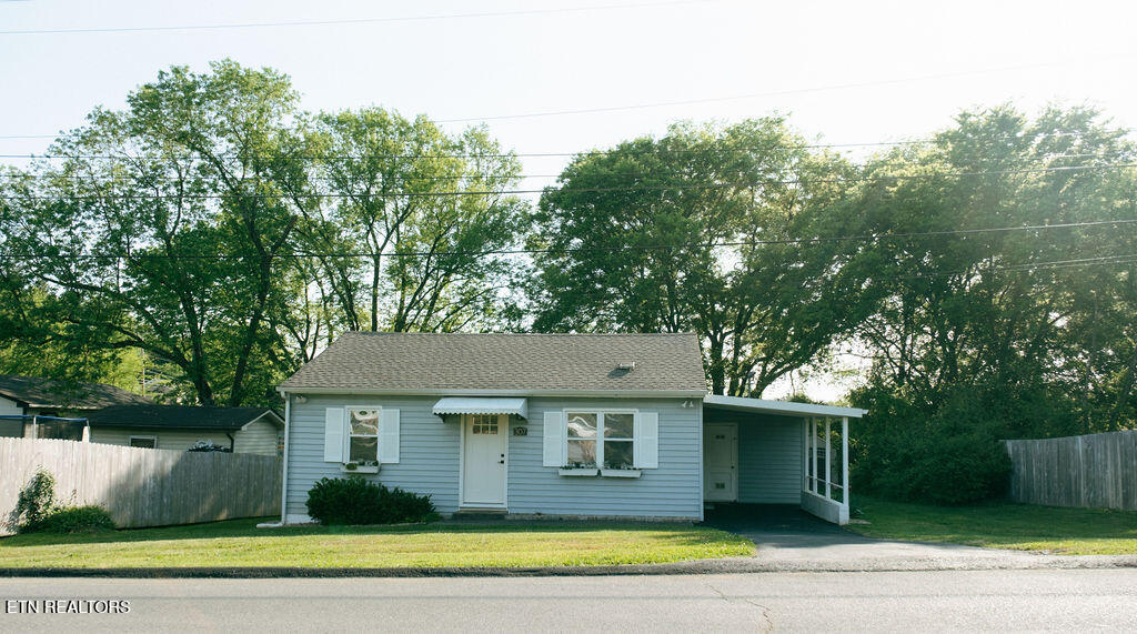 307 Levi Street Maryville TN 37804