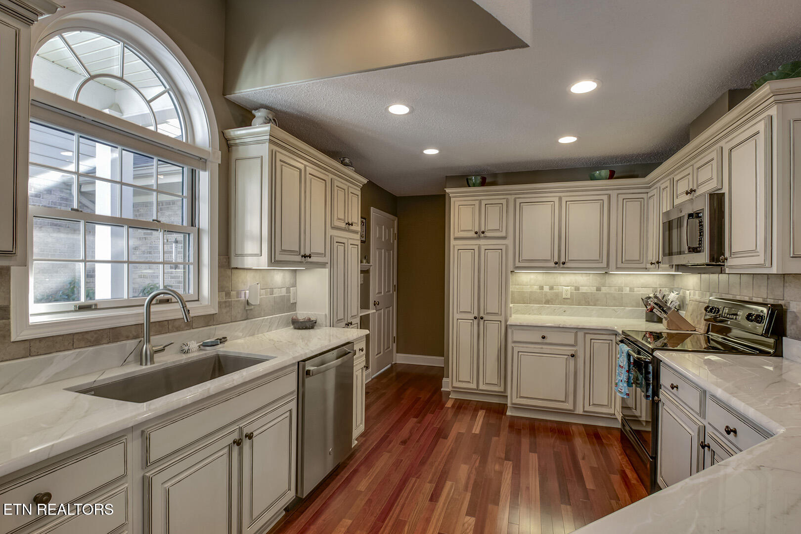 411 Catoosa Lane Loudon TN 37774