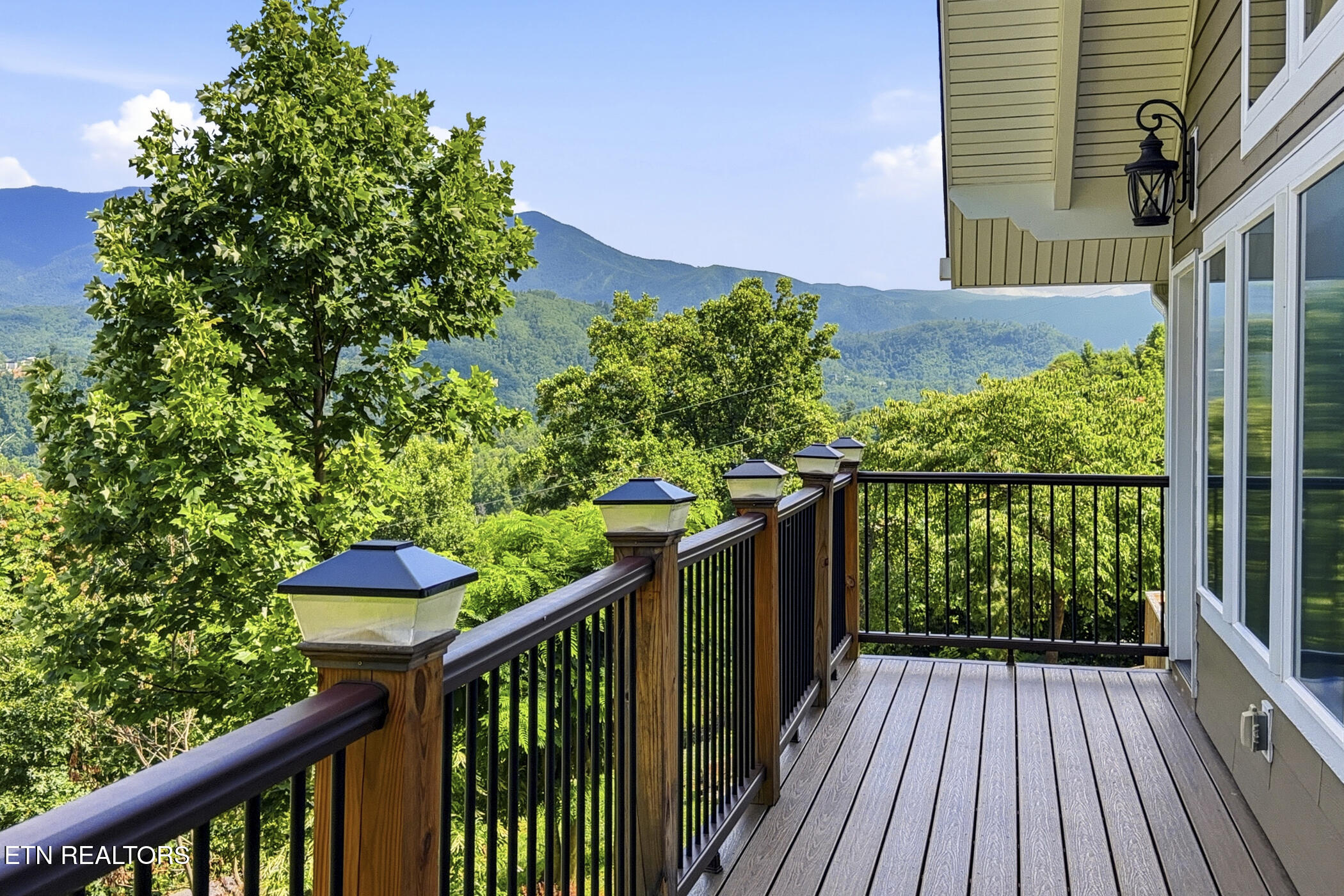 730 Deerfoot Drive Gatlinburg TN 37738