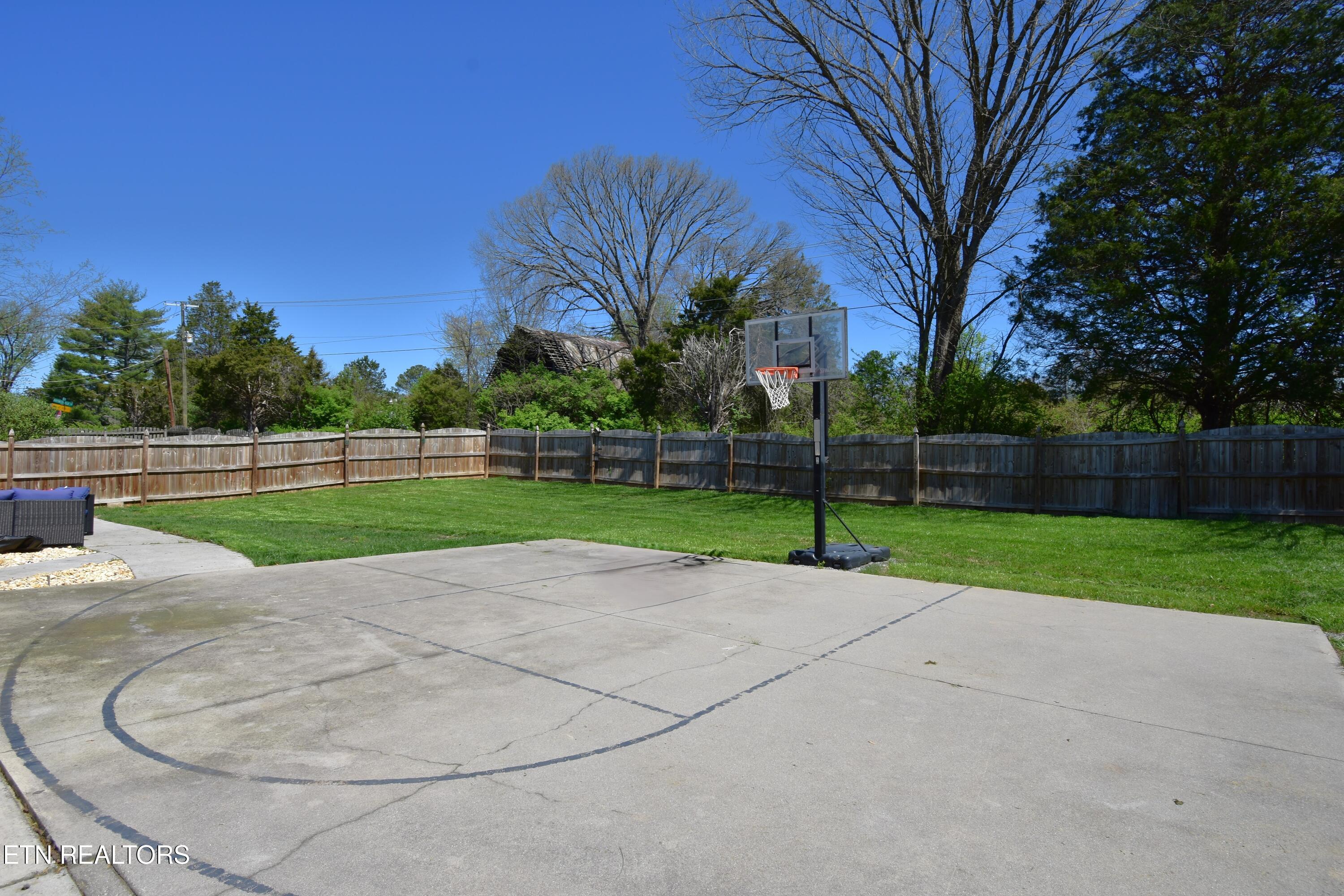 7308 Red Clover Lane Knoxville TN 37918