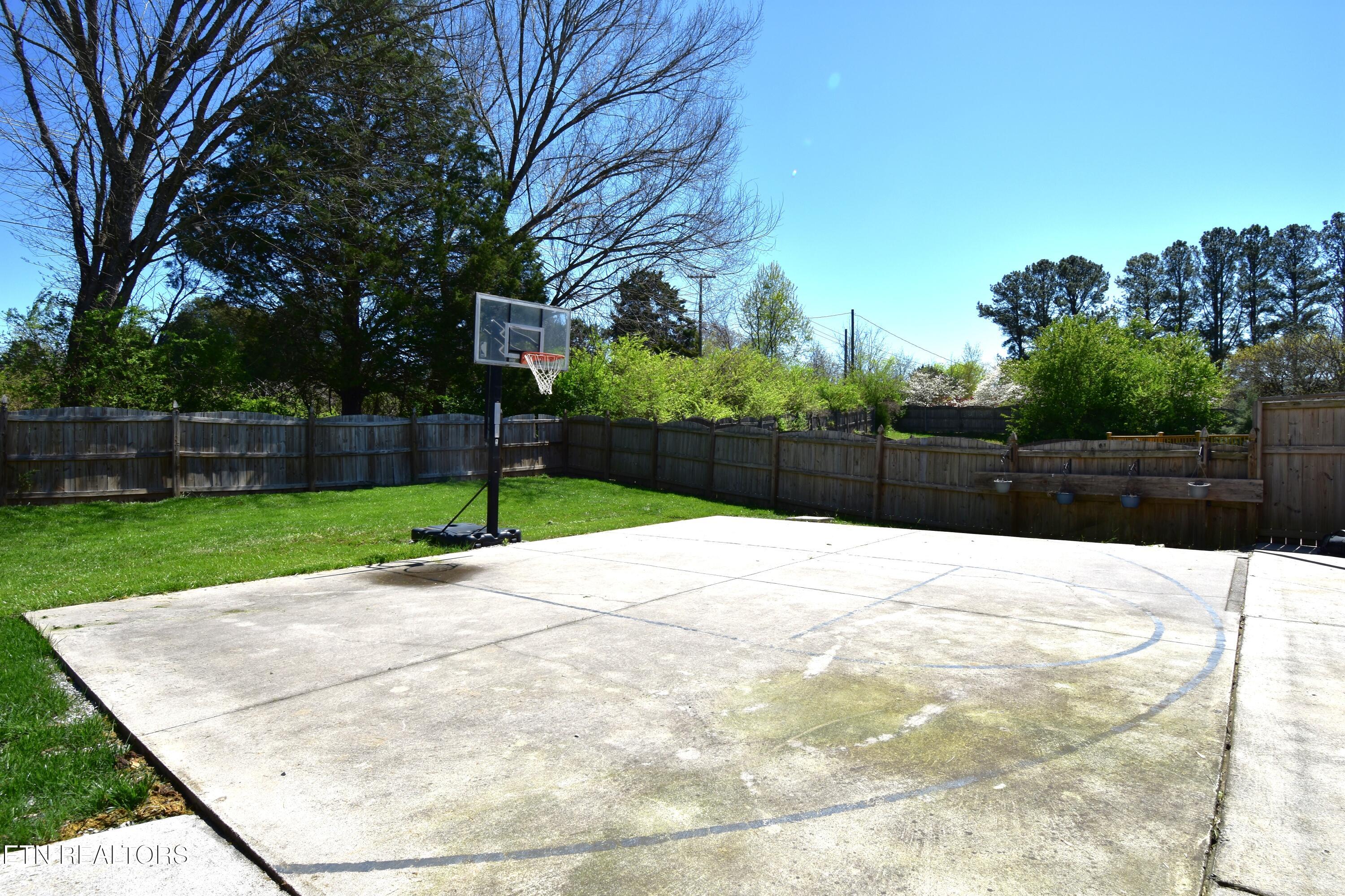7308 Red Clover Lane Knoxville TN 37918
