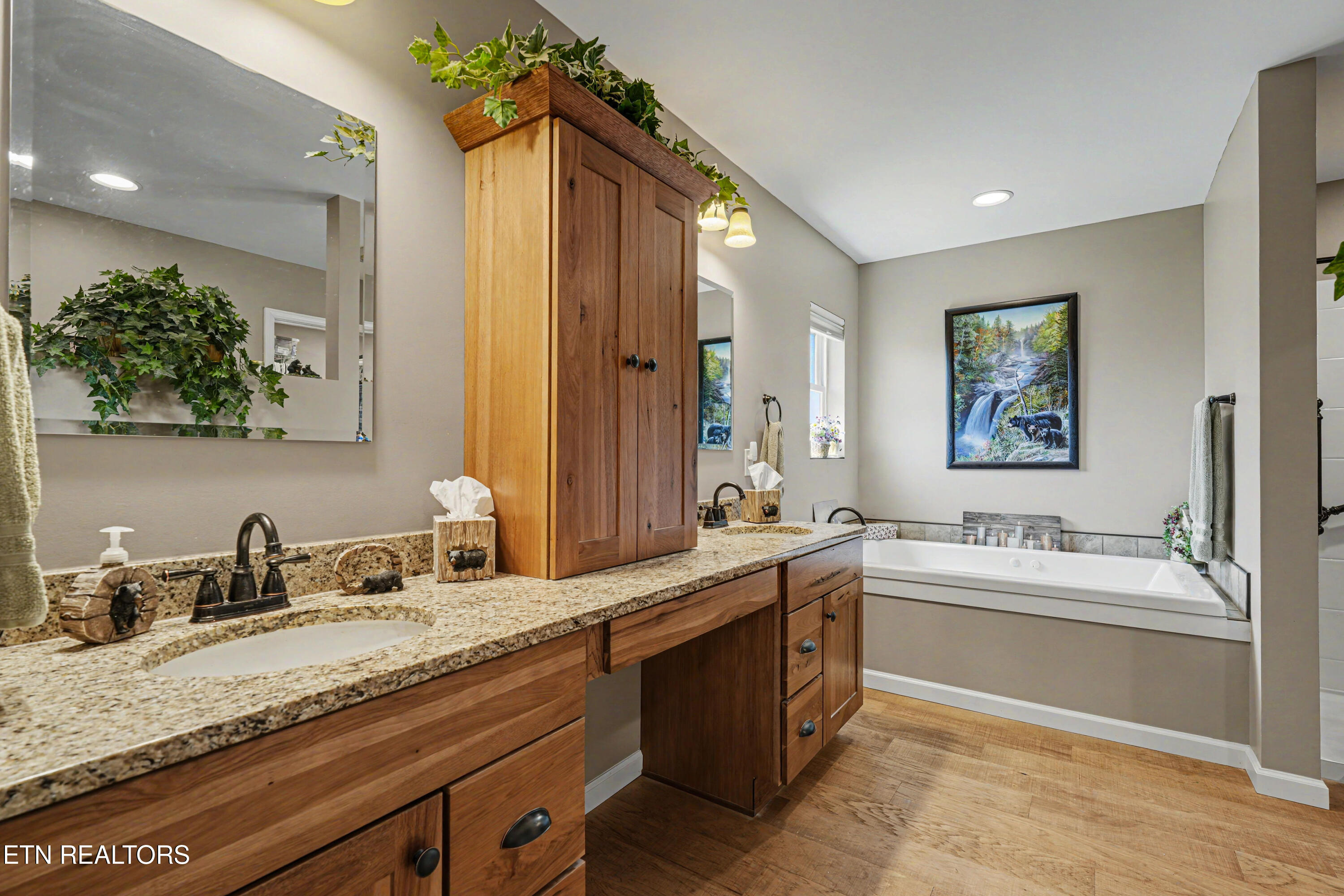 3138 Laurelwood Lane Sevierville TN 37862