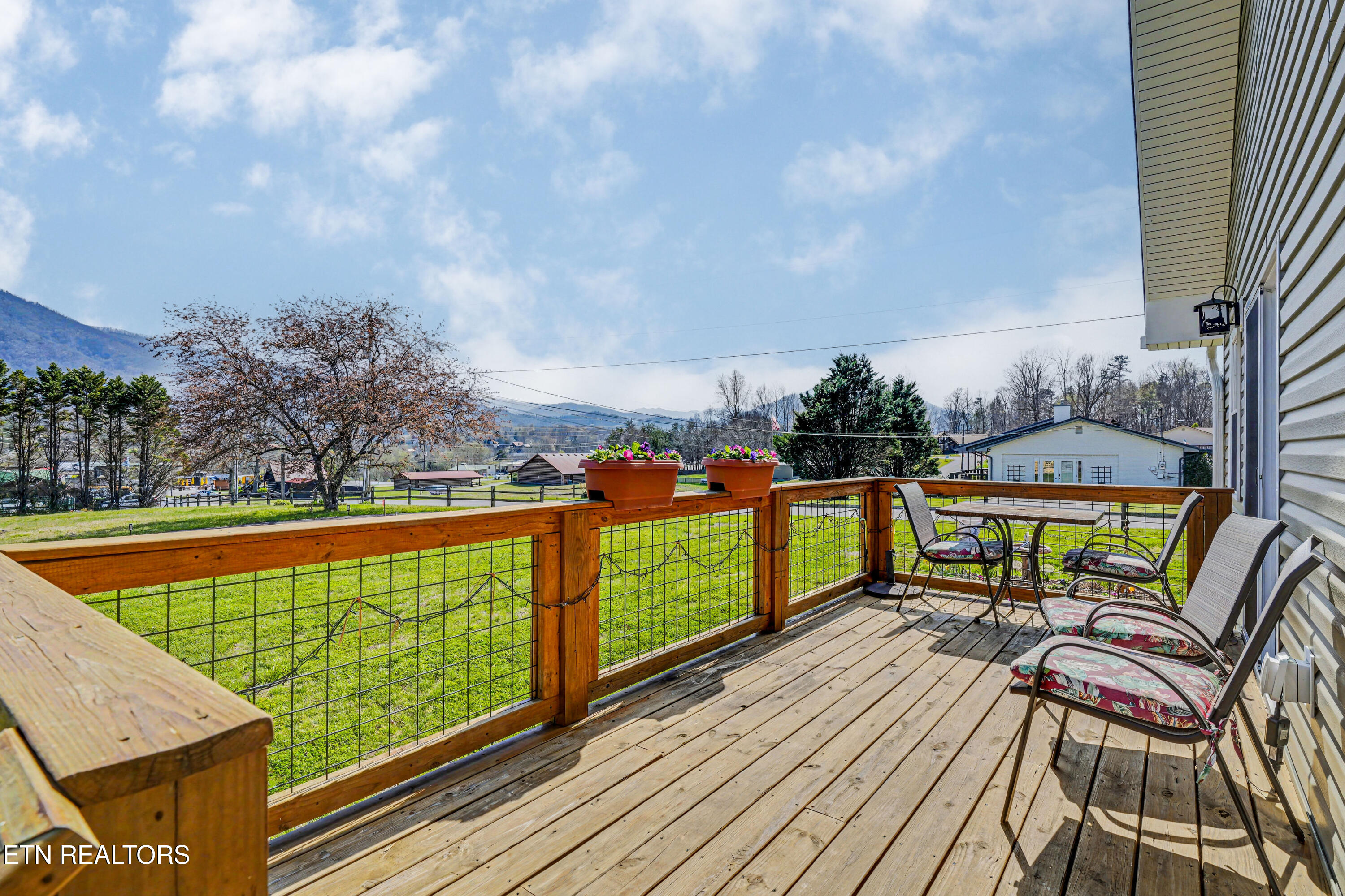3138 Laurelwood Lane Sevierville TN 37862
