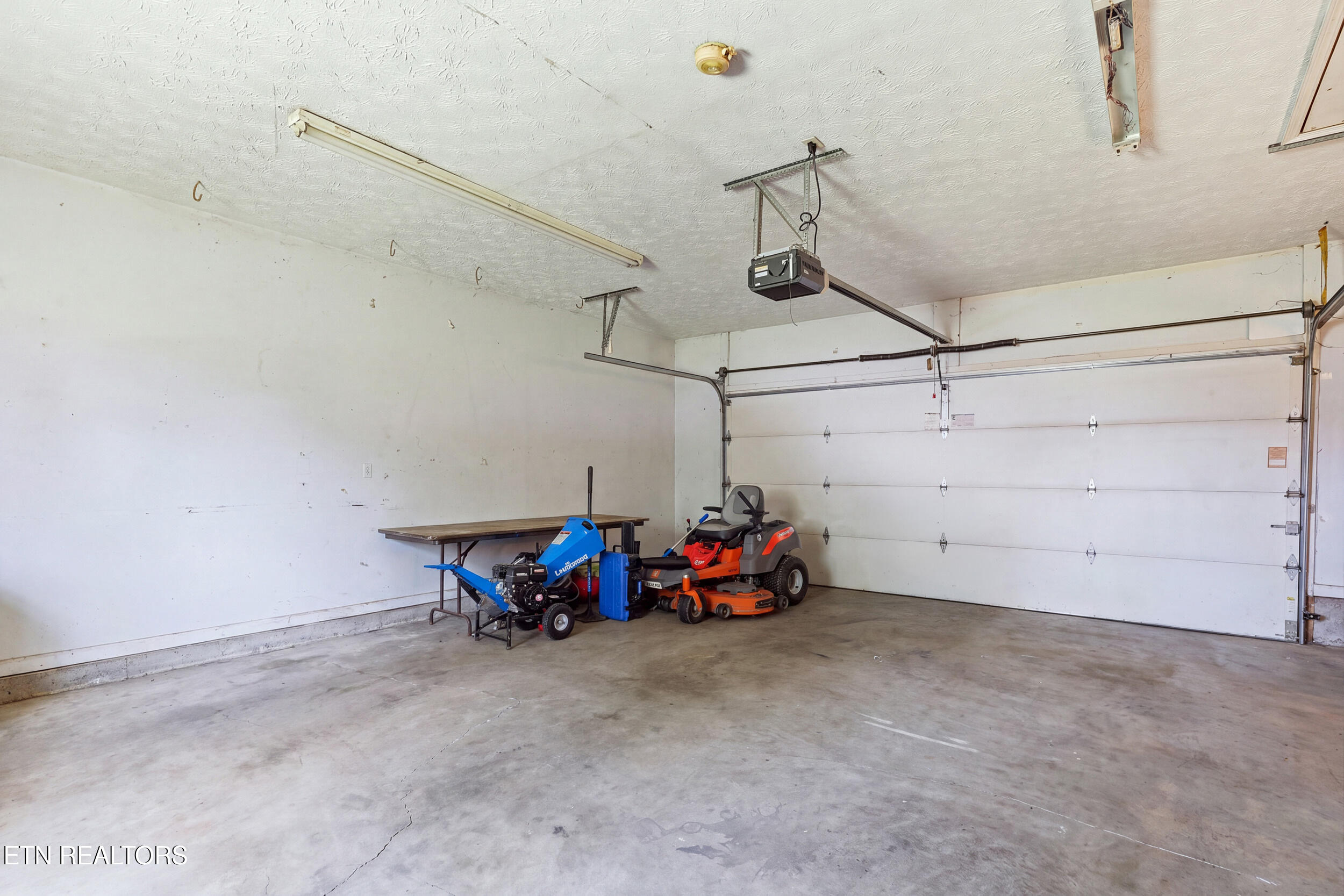 1406 Serene View Drive Sevierville TN 37876