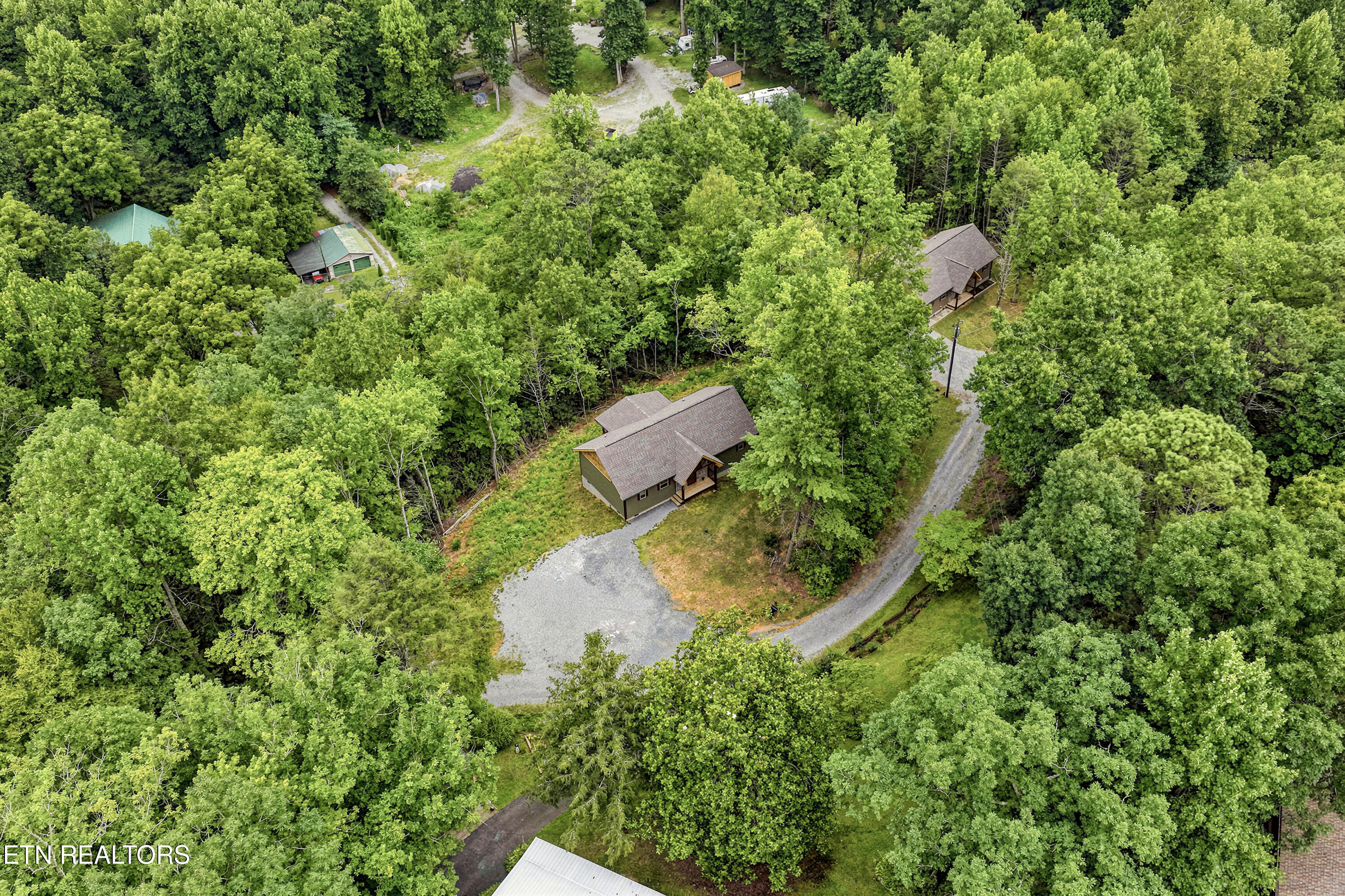 4923 Cote Way Cosby TN 37722