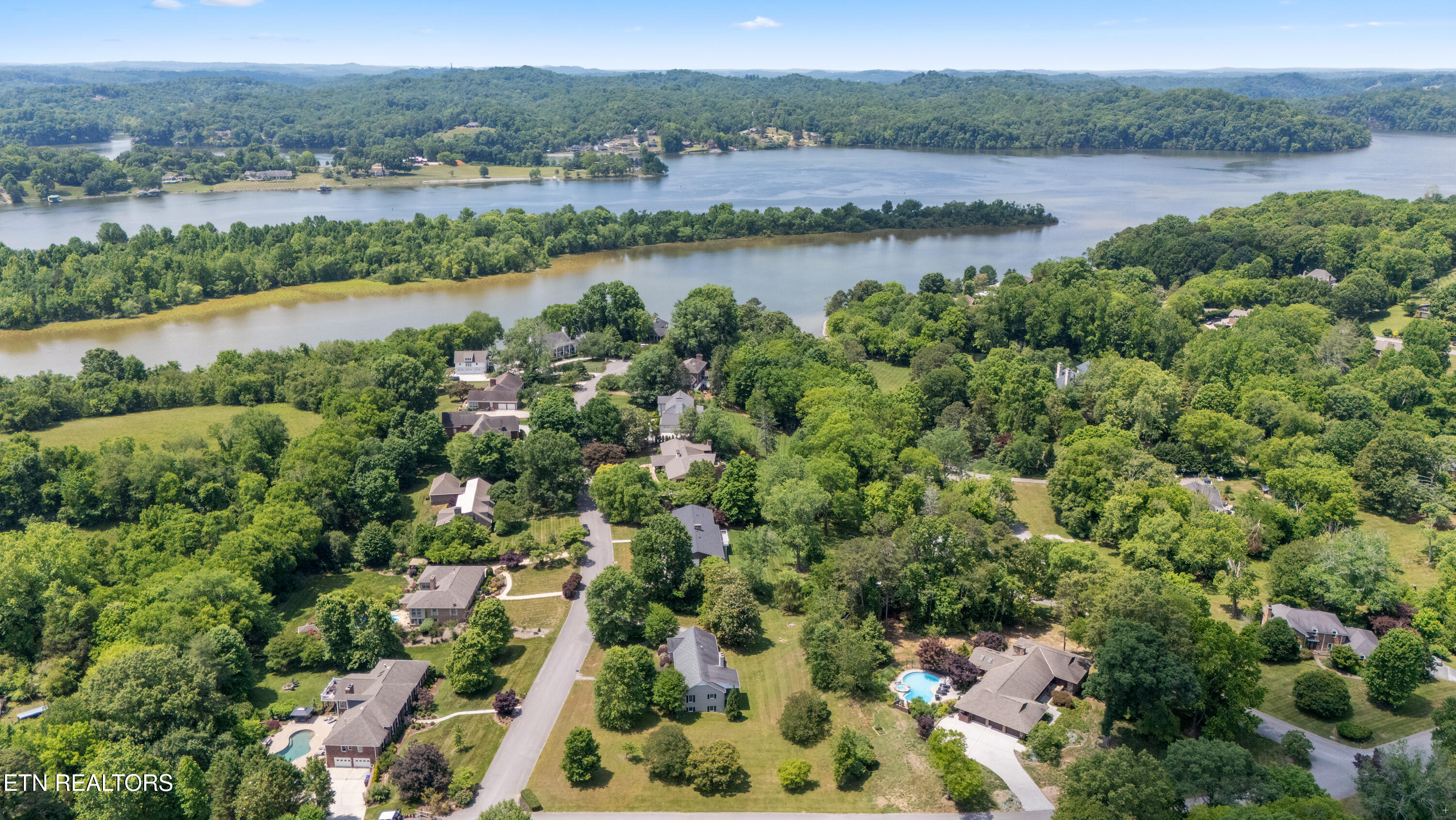 5501 River Point Cove Road Knoxville TN 37919