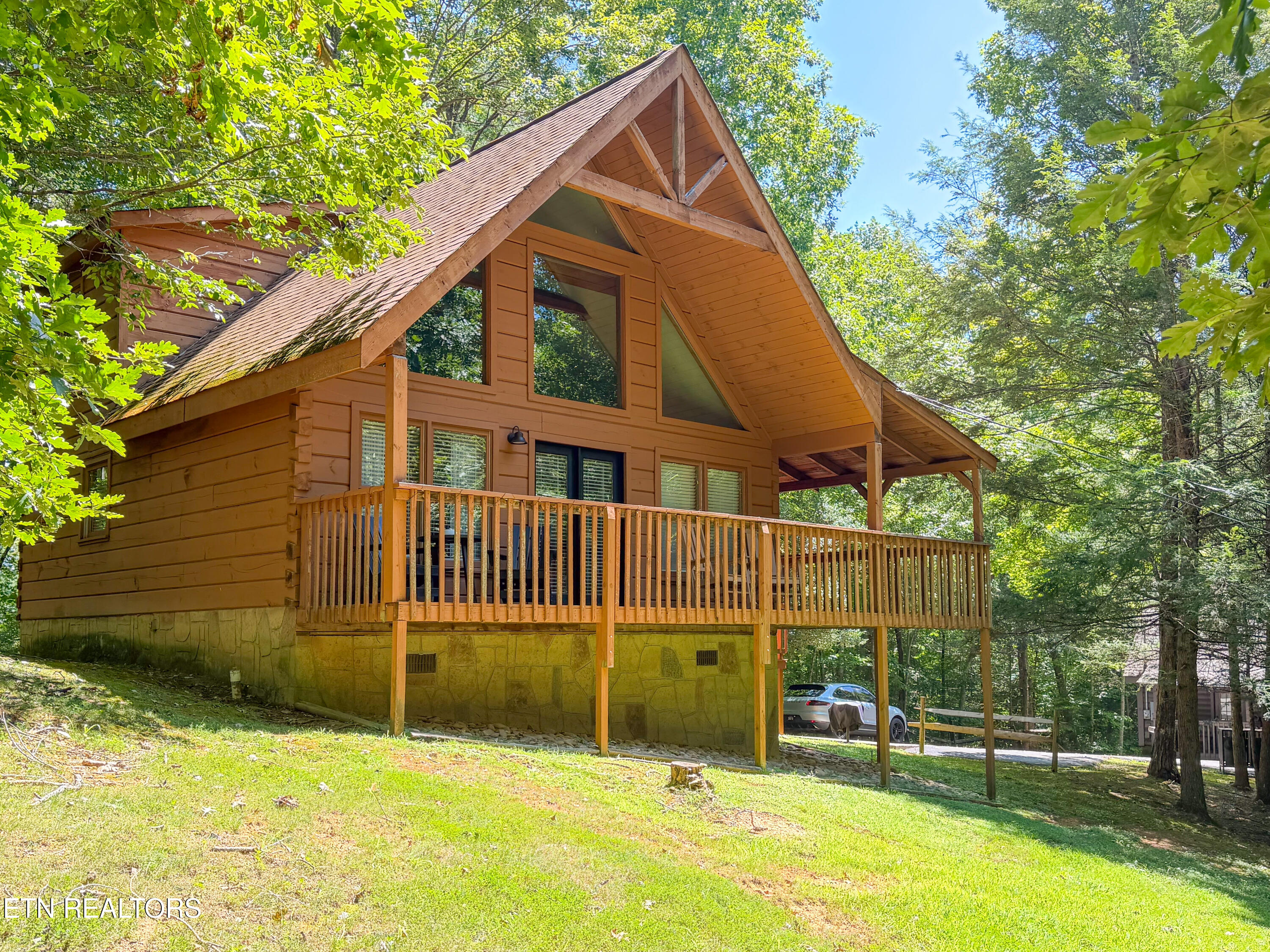 3653 Country Pines Way Sevierville TN 37876
