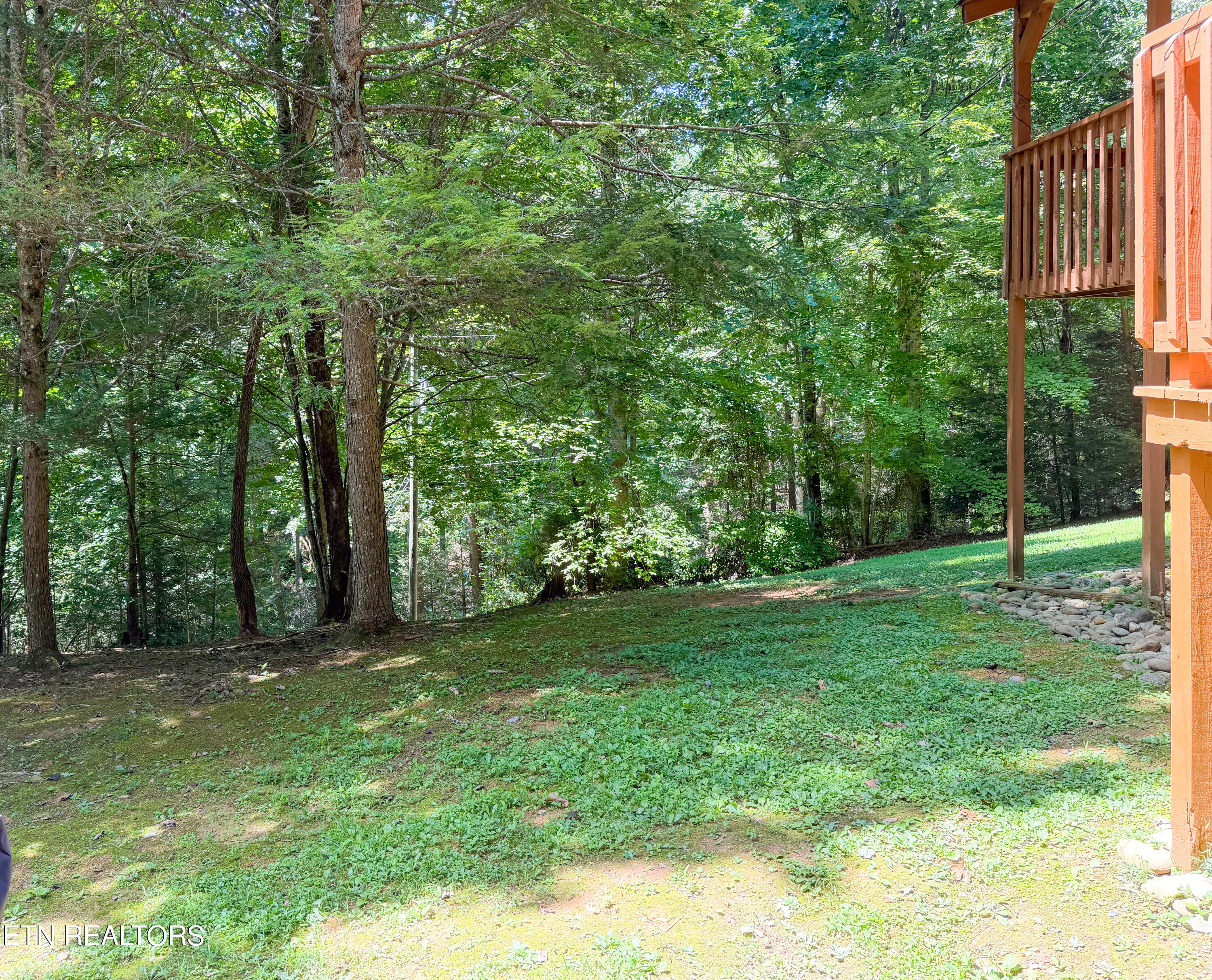 3653 Country Pines Way Sevierville TN 37876