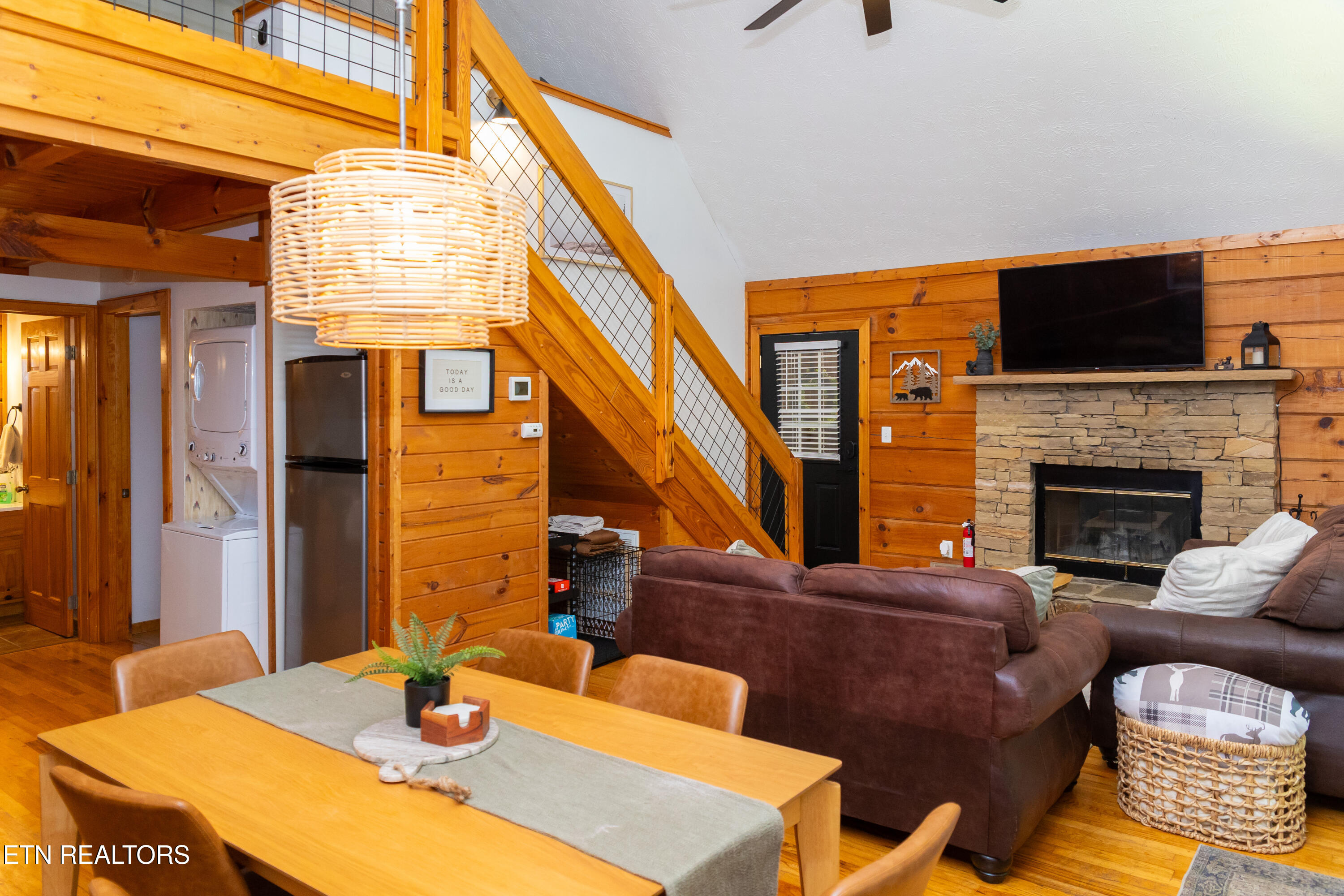 3653 Country Pines Way Sevierville TN 37876