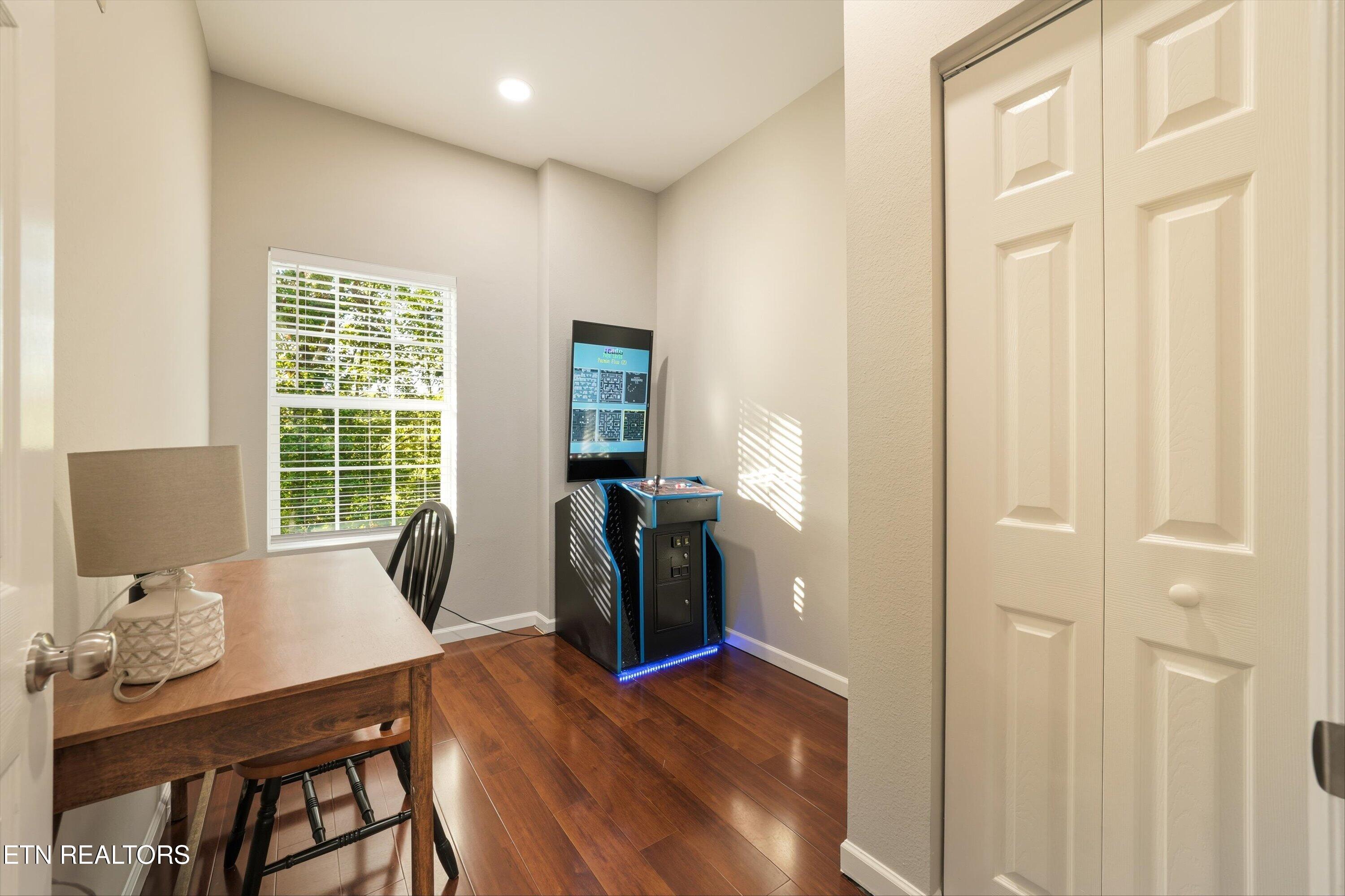838 Holly Branch Road Gatlinburg TN 37738