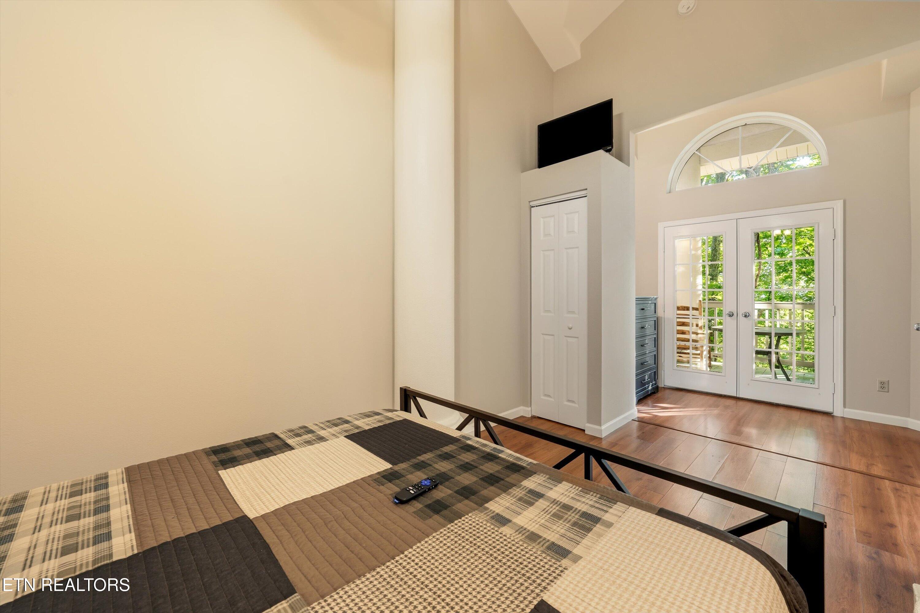 838 Holly Branch Road Gatlinburg TN 37738