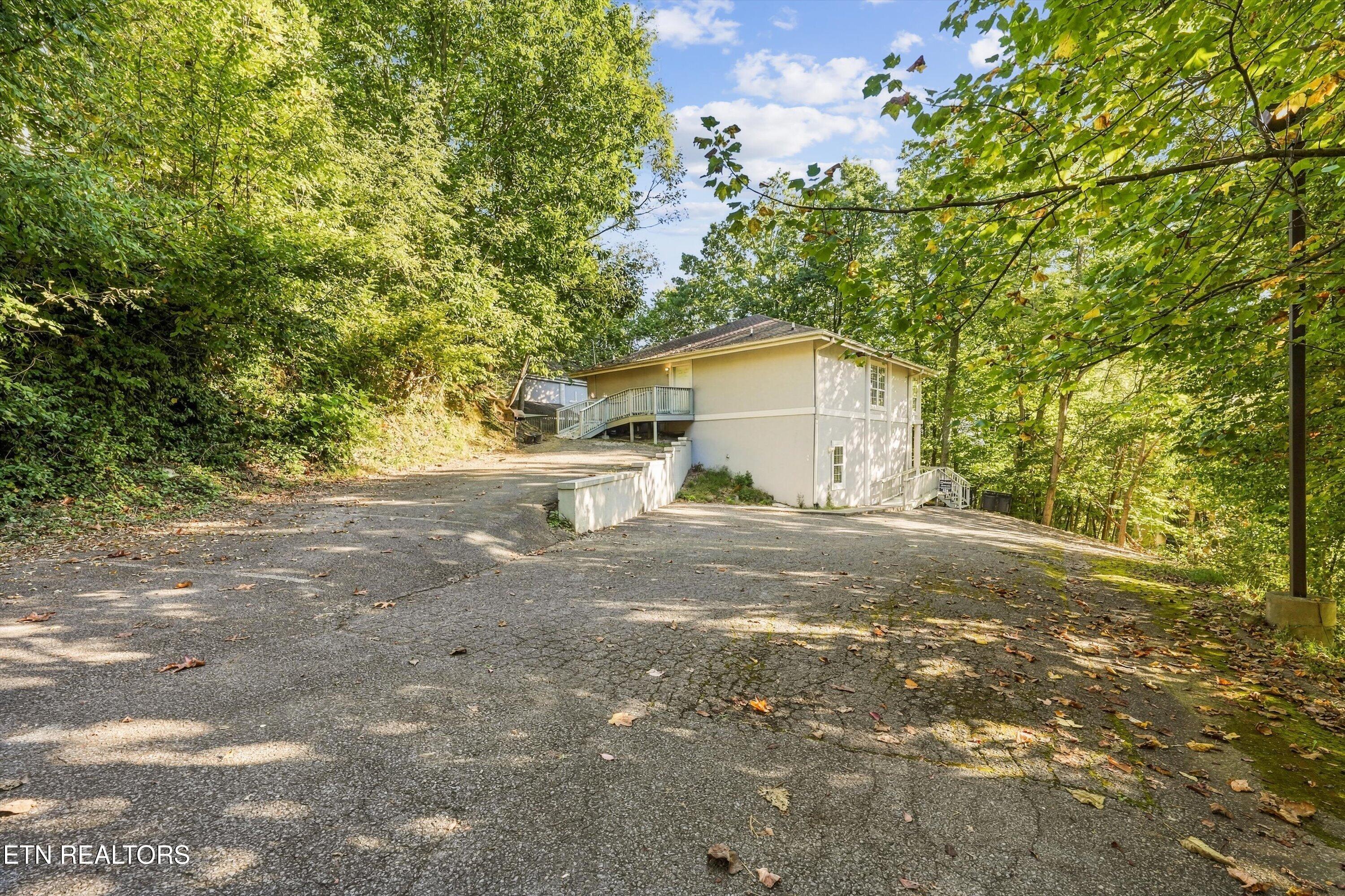 838 Holly Branch Road Gatlinburg TN 37738