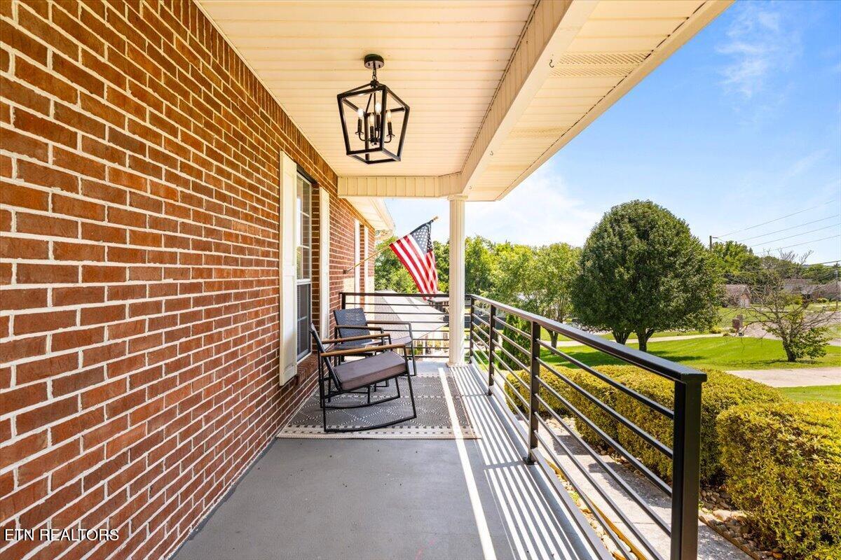 136 Grace Circle Clinton TN 37716