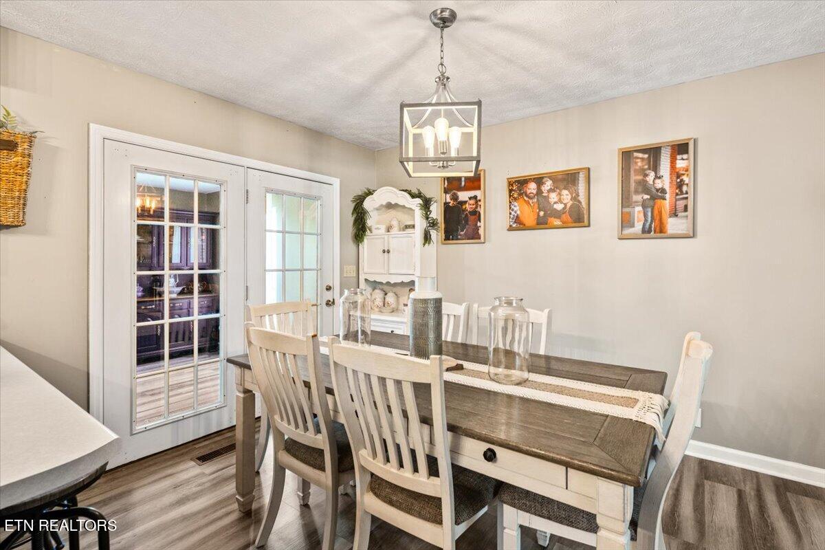 136 Grace Circle Clinton TN 37716