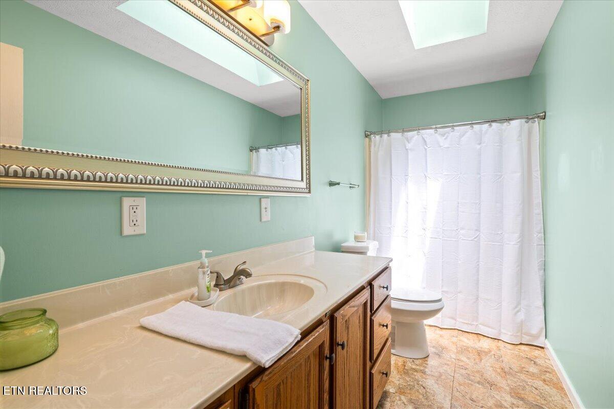 136 Grace Circle Clinton TN 37716