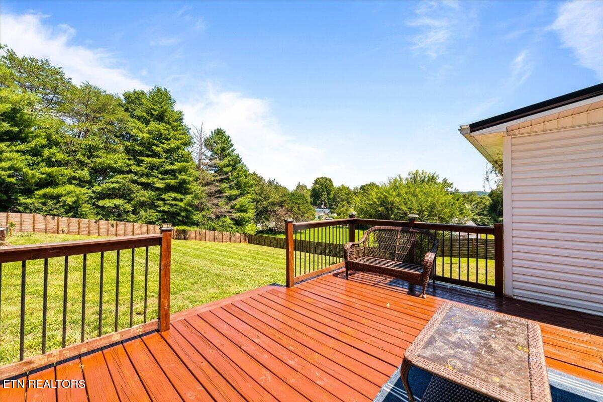 136 Grace Circle Clinton TN 37716