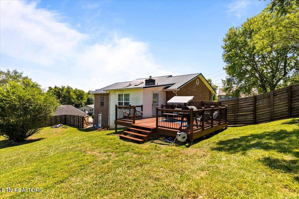 136 Grace Circle Clinton TN 37716