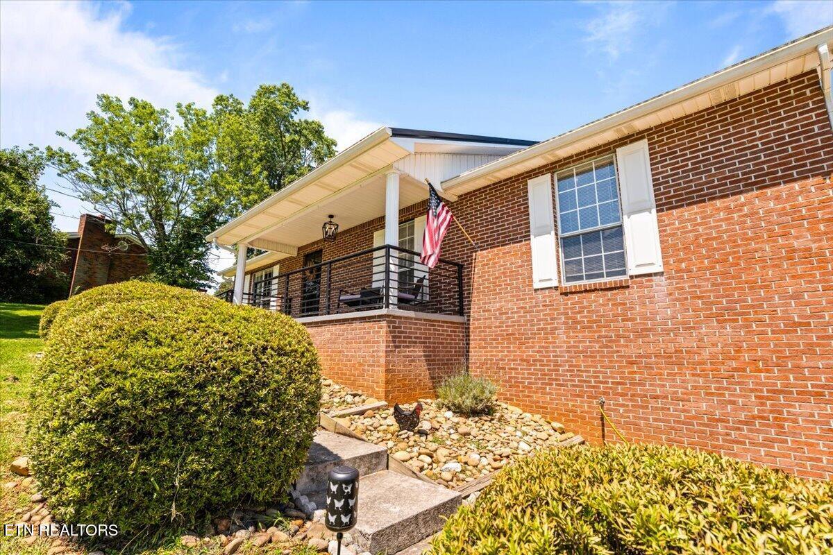 136 Grace Circle Clinton TN 37716