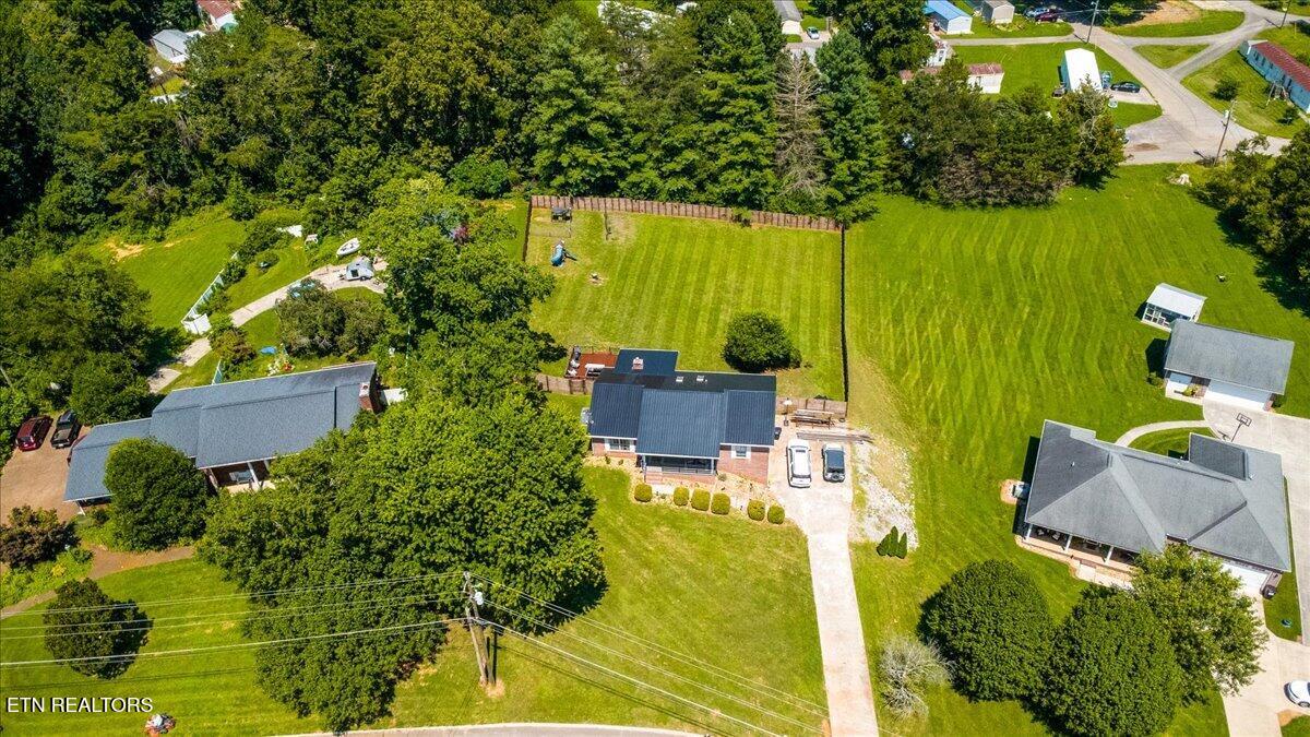 136 Grace Circle Clinton TN 37716