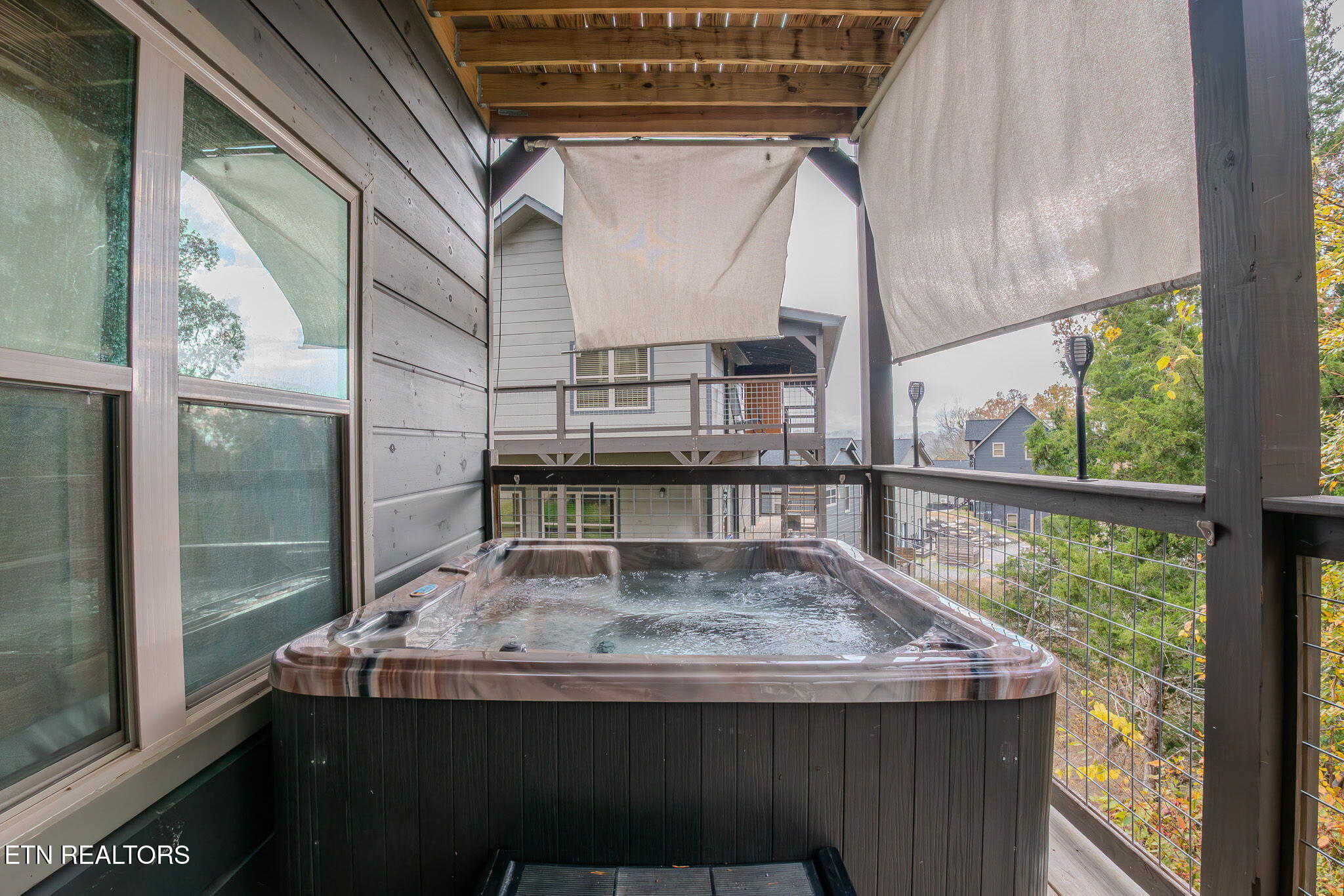2043 Eagle Feather Drive Sevierville TN 37876