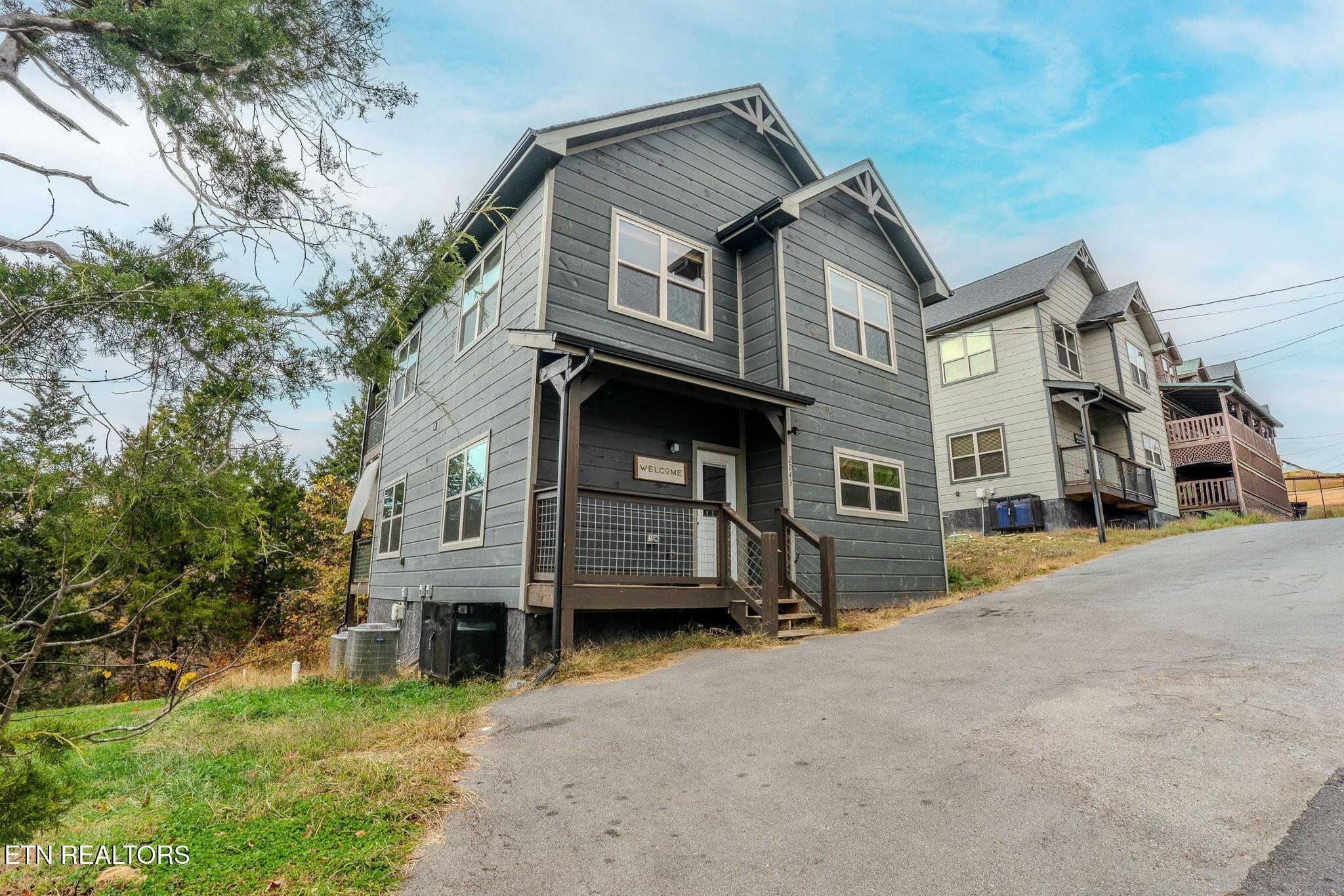 2043 Eagle Feather Drive Sevierville TN 37876