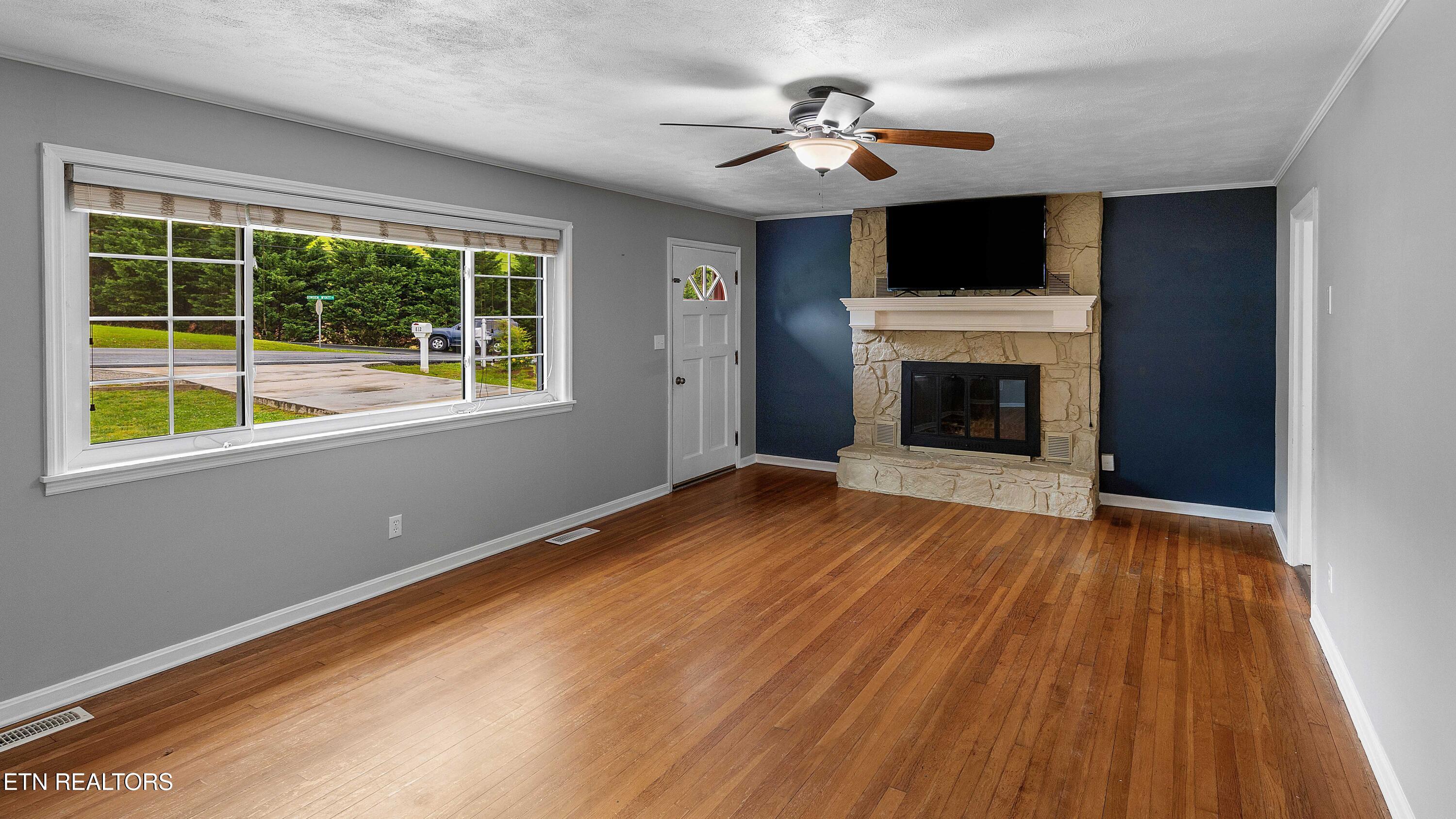 812 Brown Avenue Kingston TN 37763