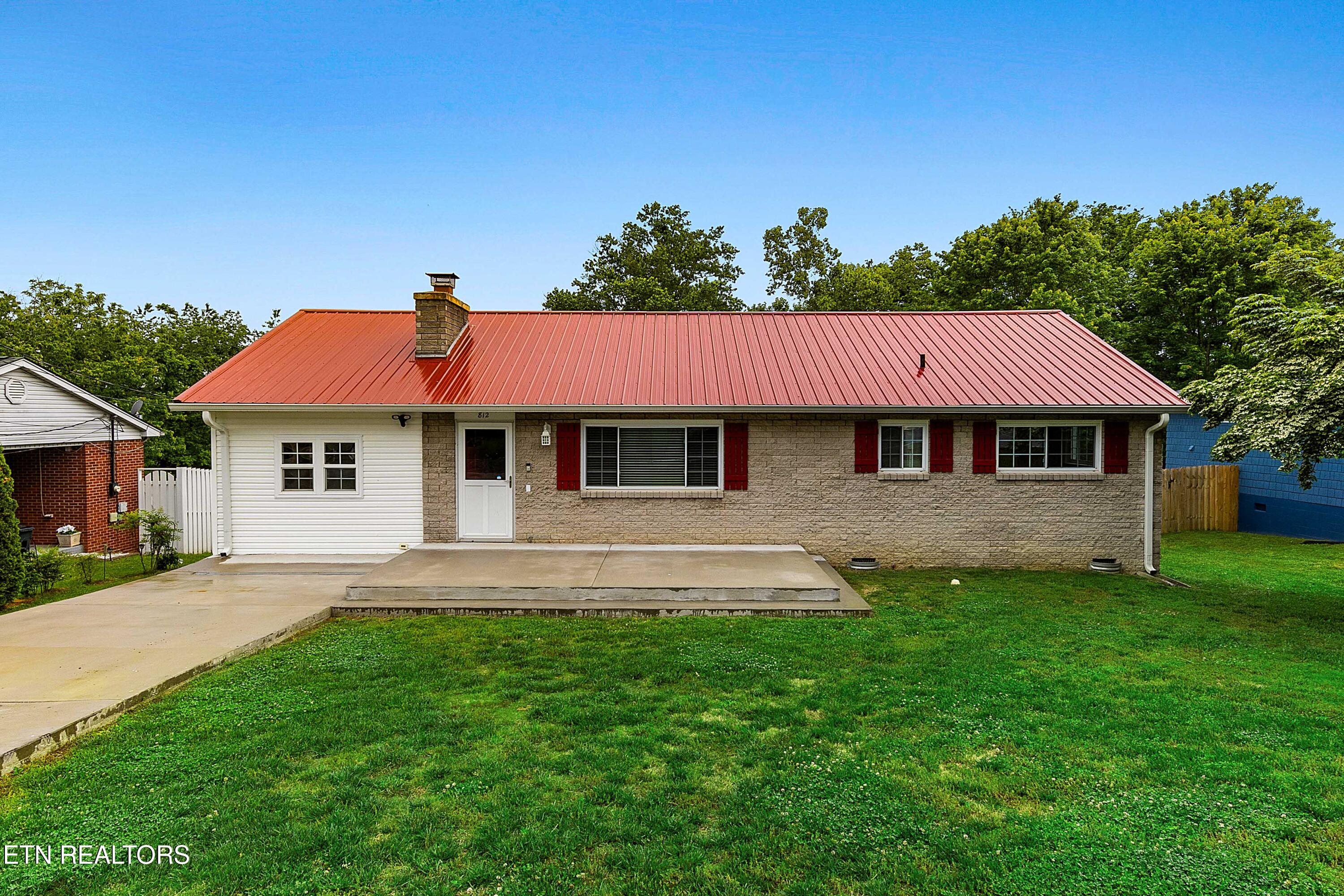 812 Brown Avenue Kingston TN 37763