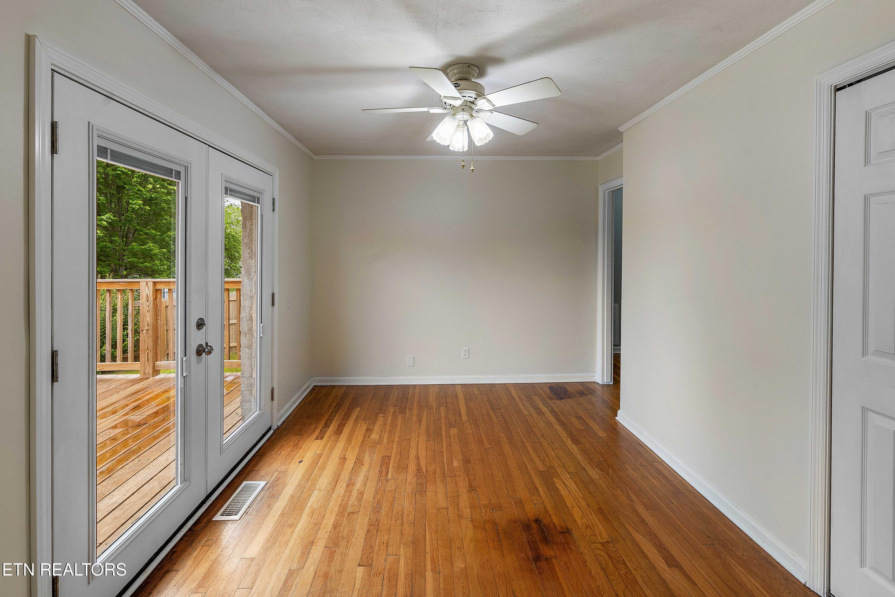 812 Brown Avenue Kingston TN 37763