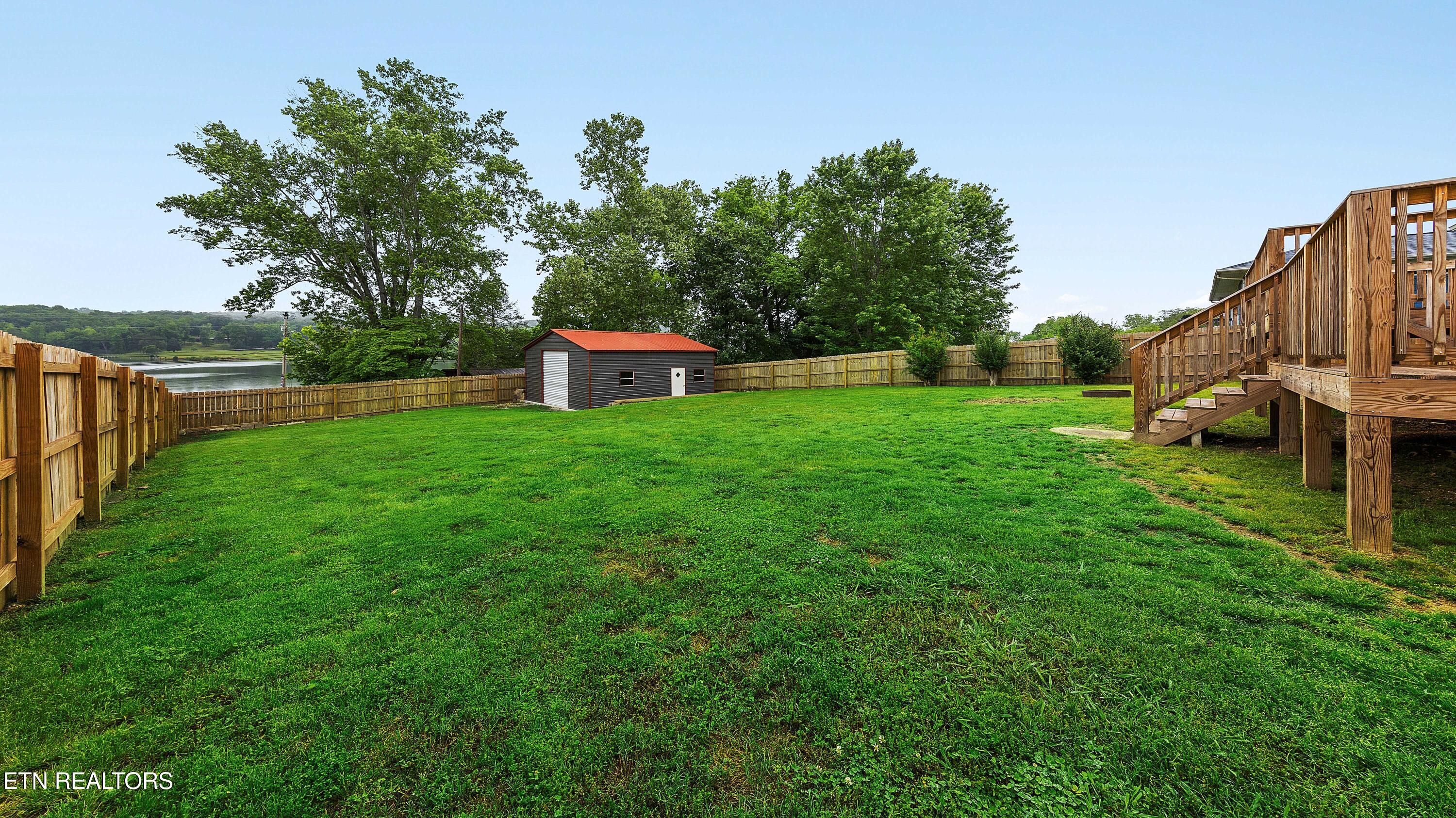 812 Brown Avenue Kingston TN 37763
