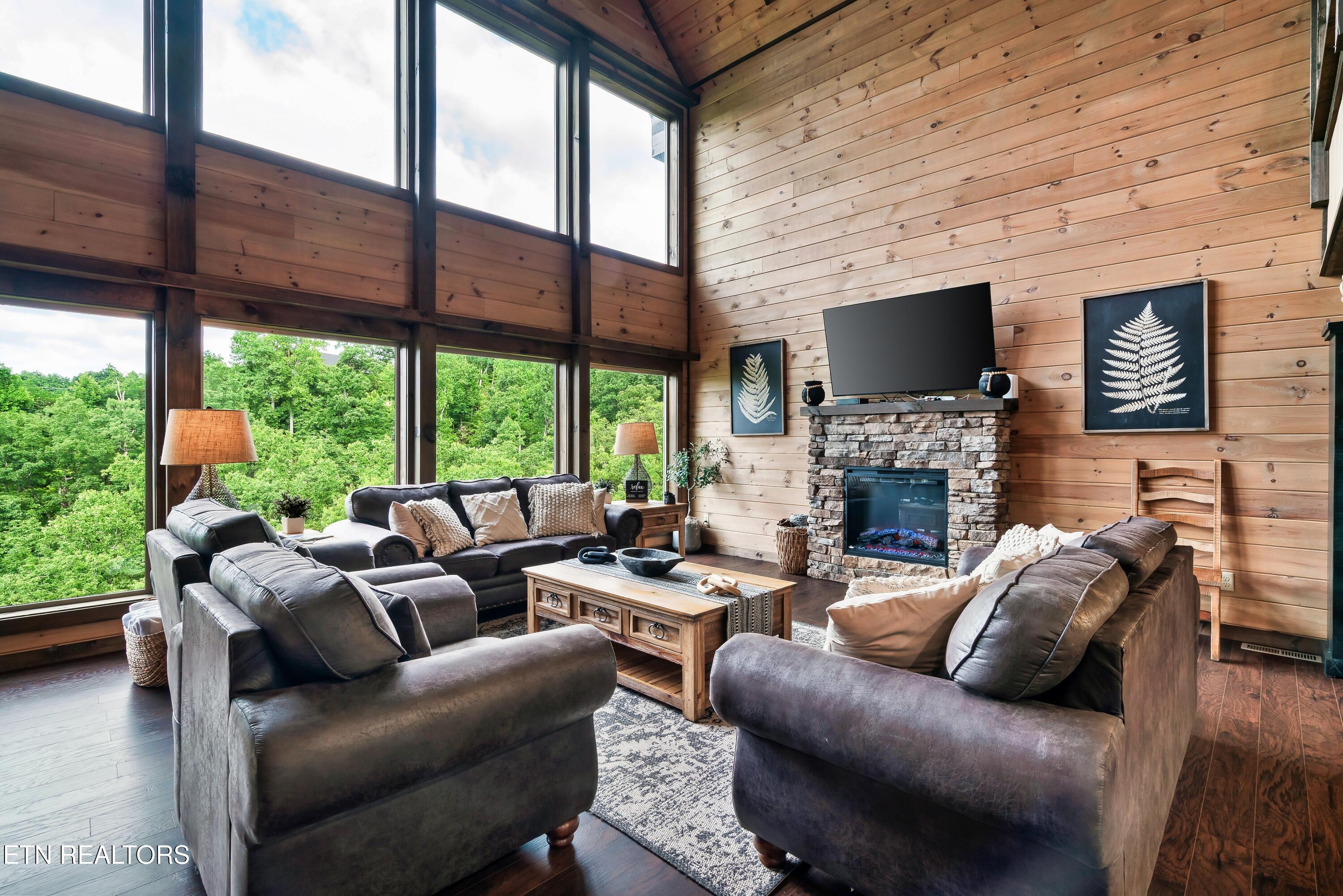 842 Vixen Run Gatlinburg TN 37738