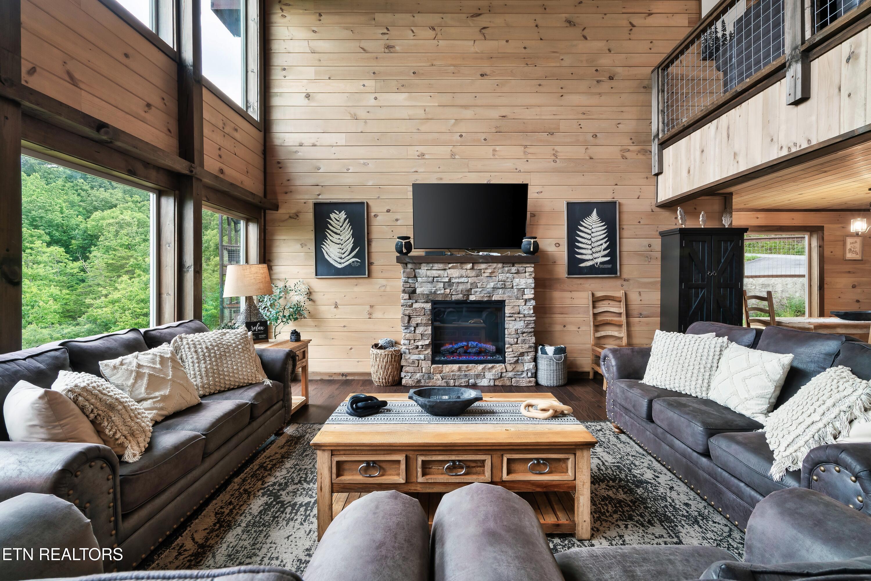 842 Vixen Run Gatlinburg TN 37738