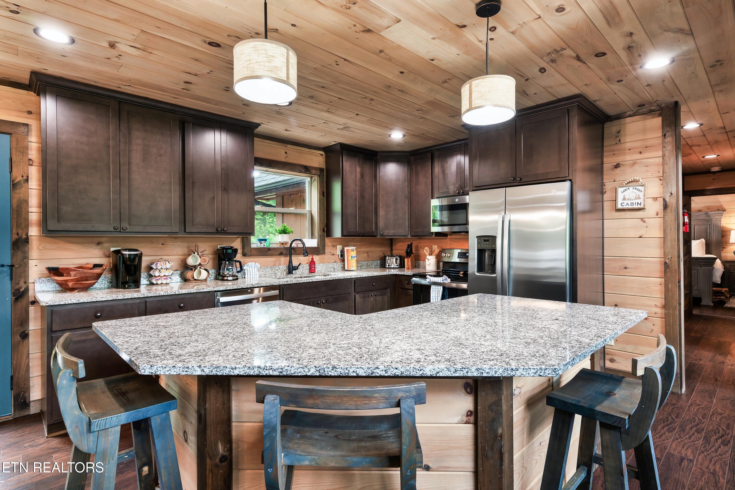 842 Vixen Run Gatlinburg TN 37738