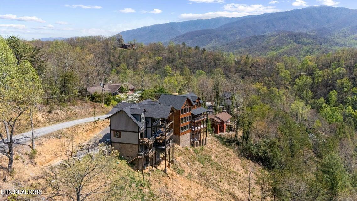842 Vixen Run Gatlinburg TN 37738