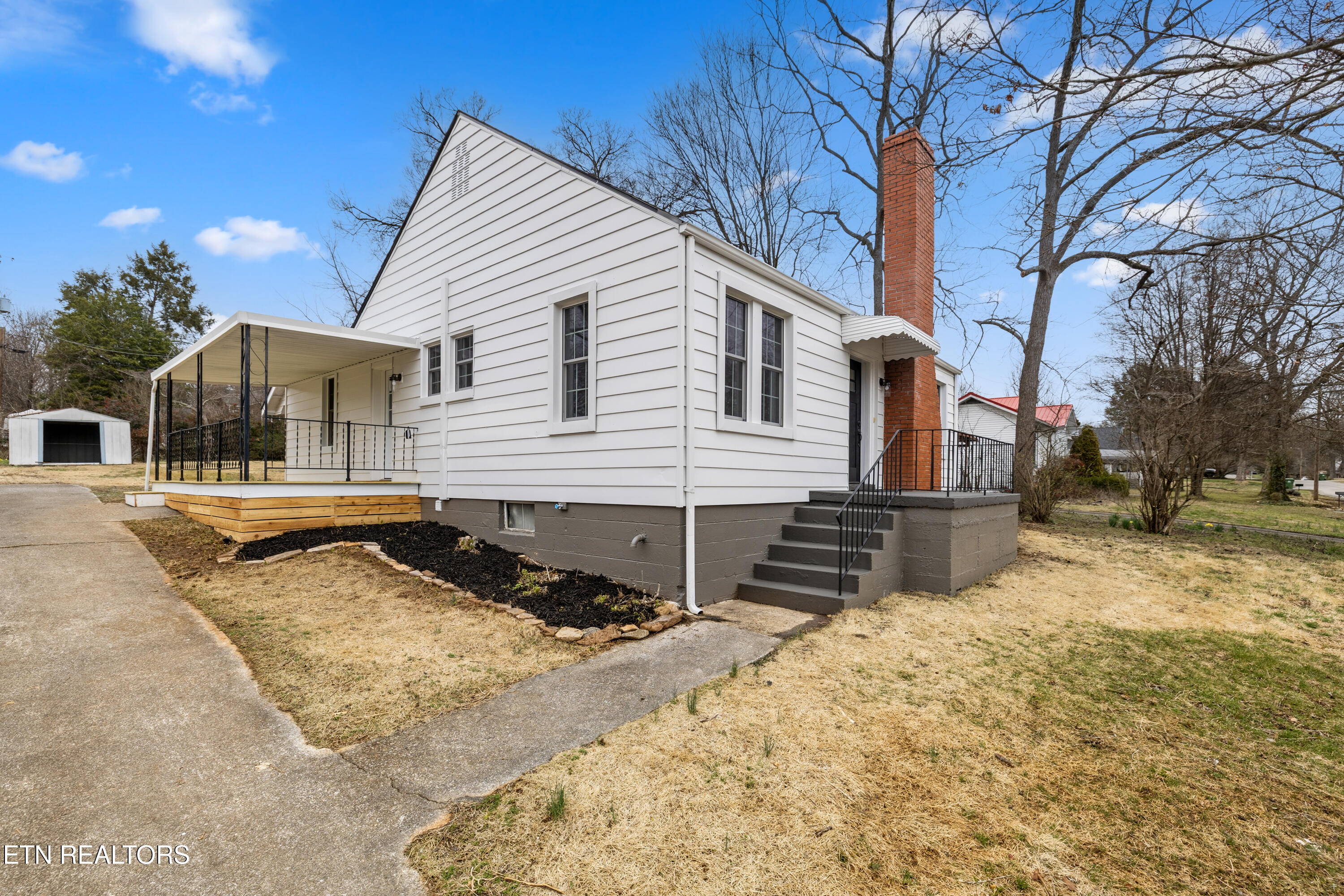 217 Waller Avenue Maryville TN 37803
