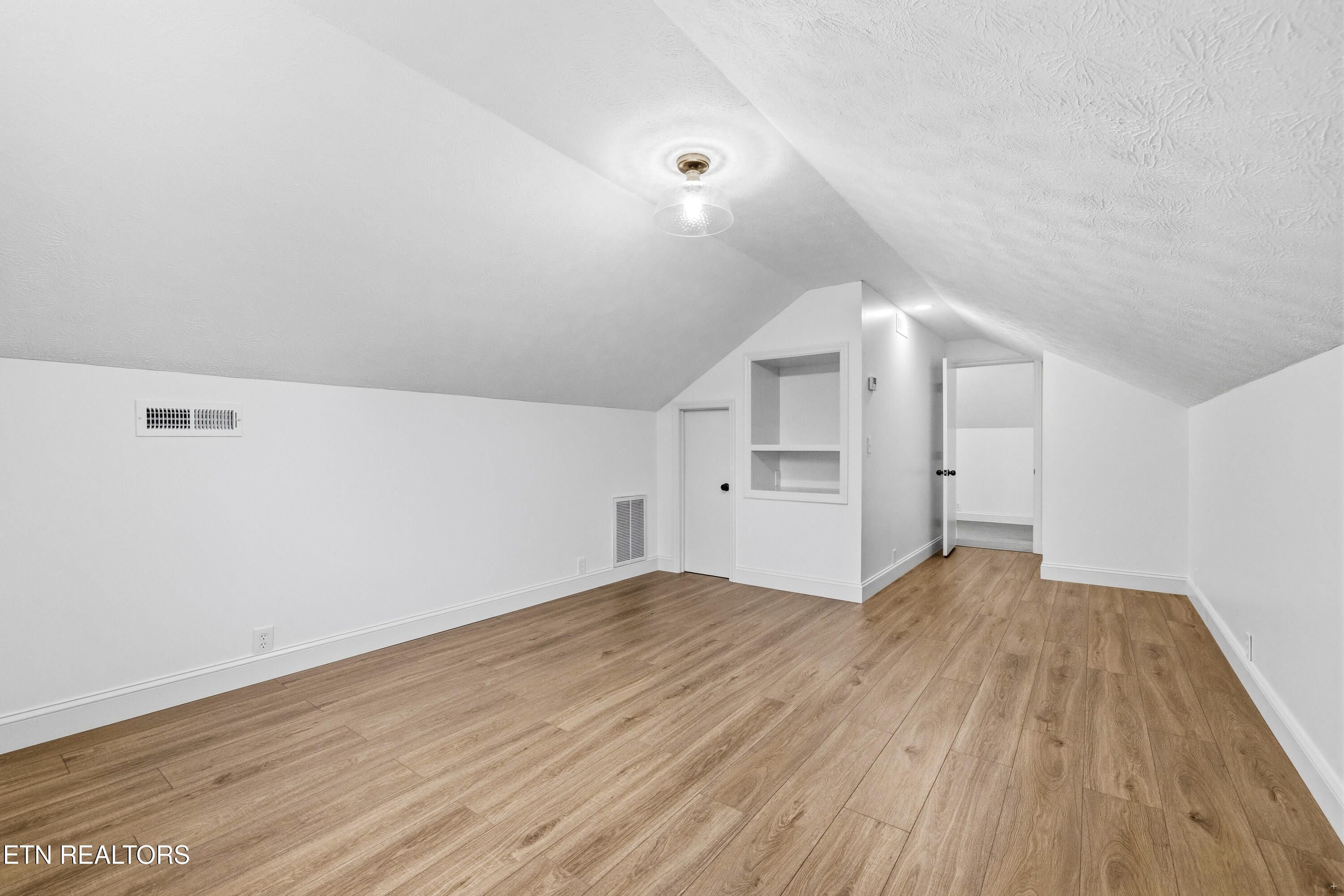 217 Waller Avenue Maryville TN 37803