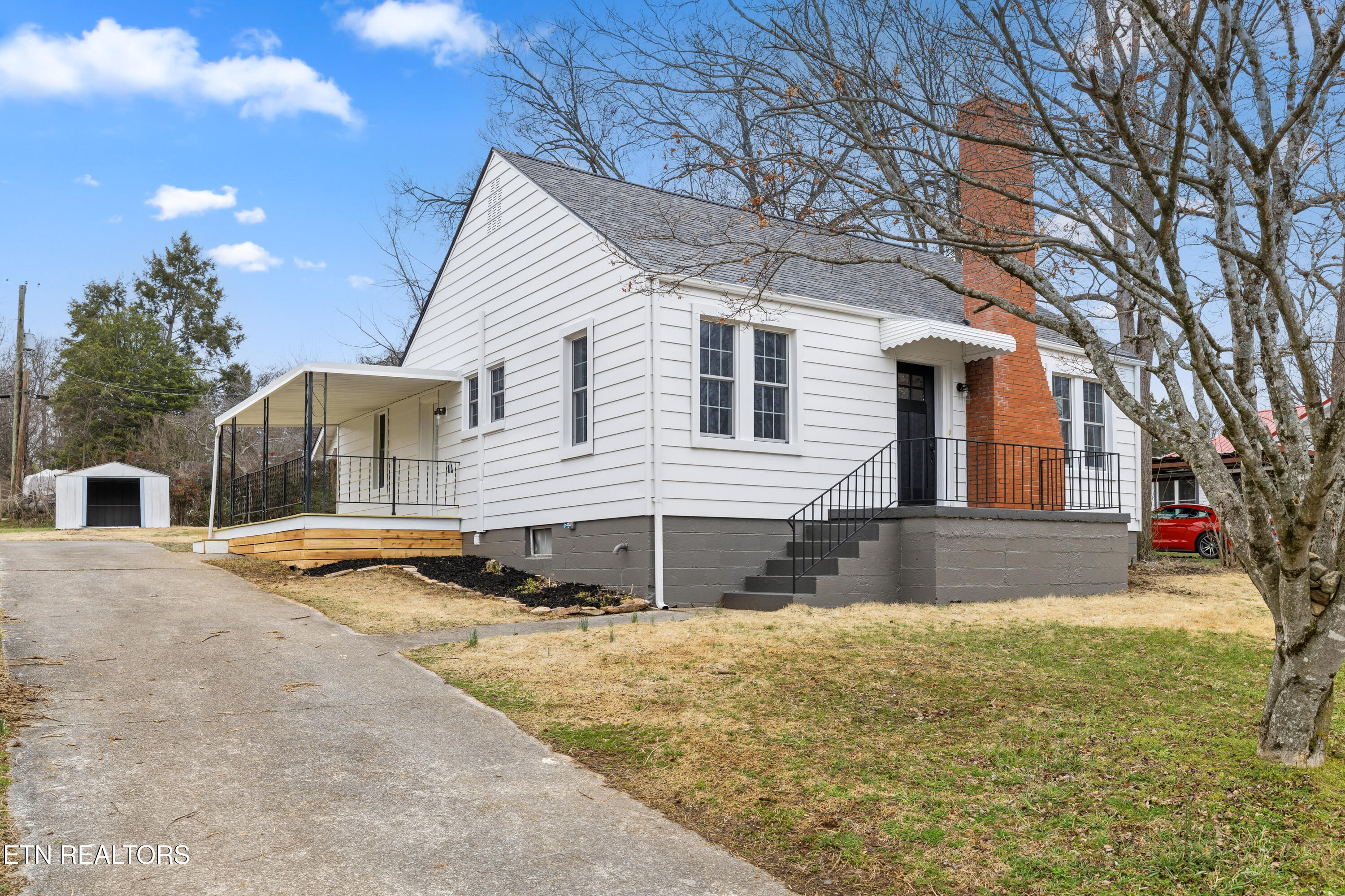 217 Waller Avenue Maryville TN 37803
