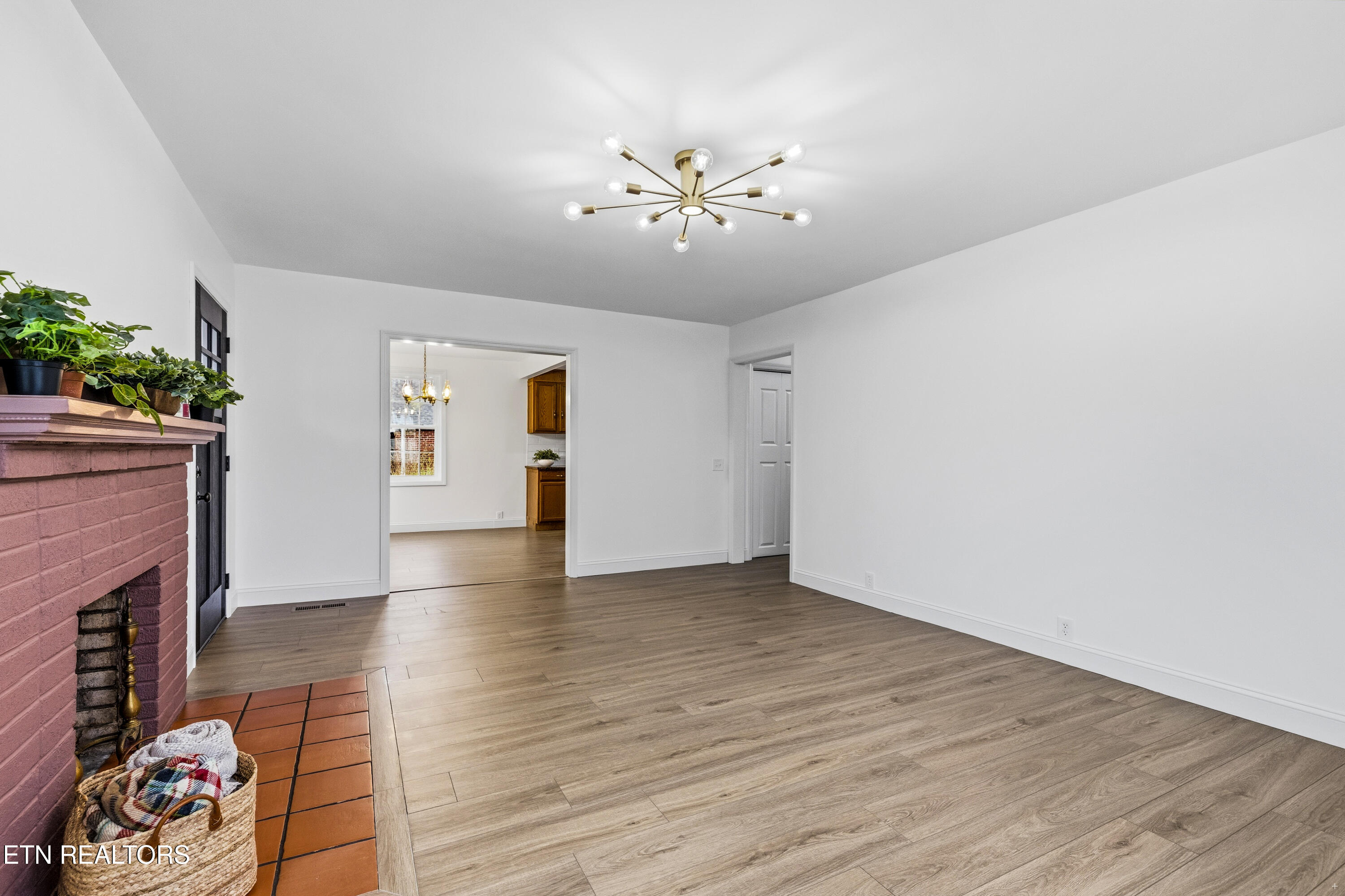 217 Waller Avenue Maryville TN 37803
