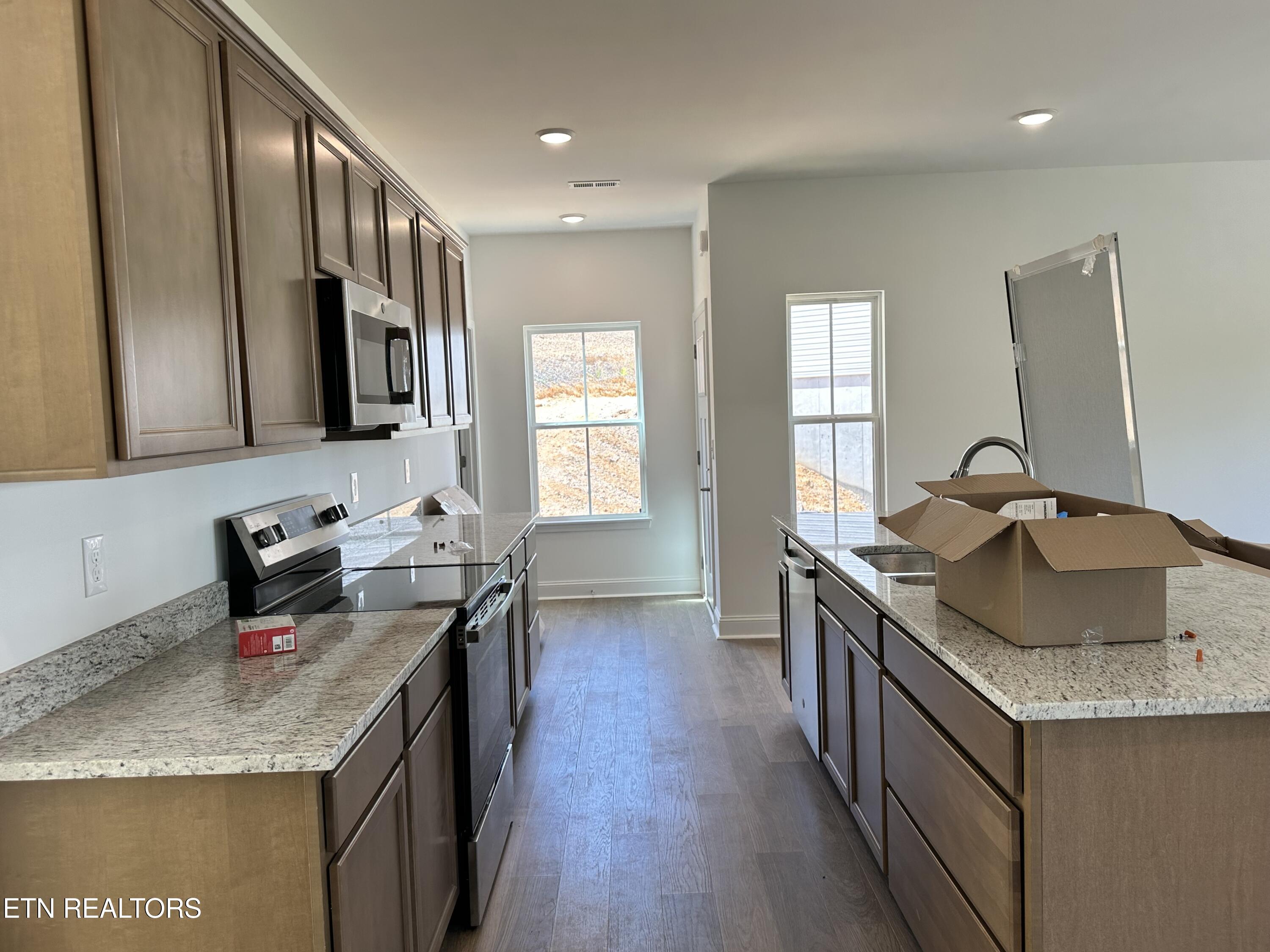 9912 Terra Vista Way Knoxville TN 37931