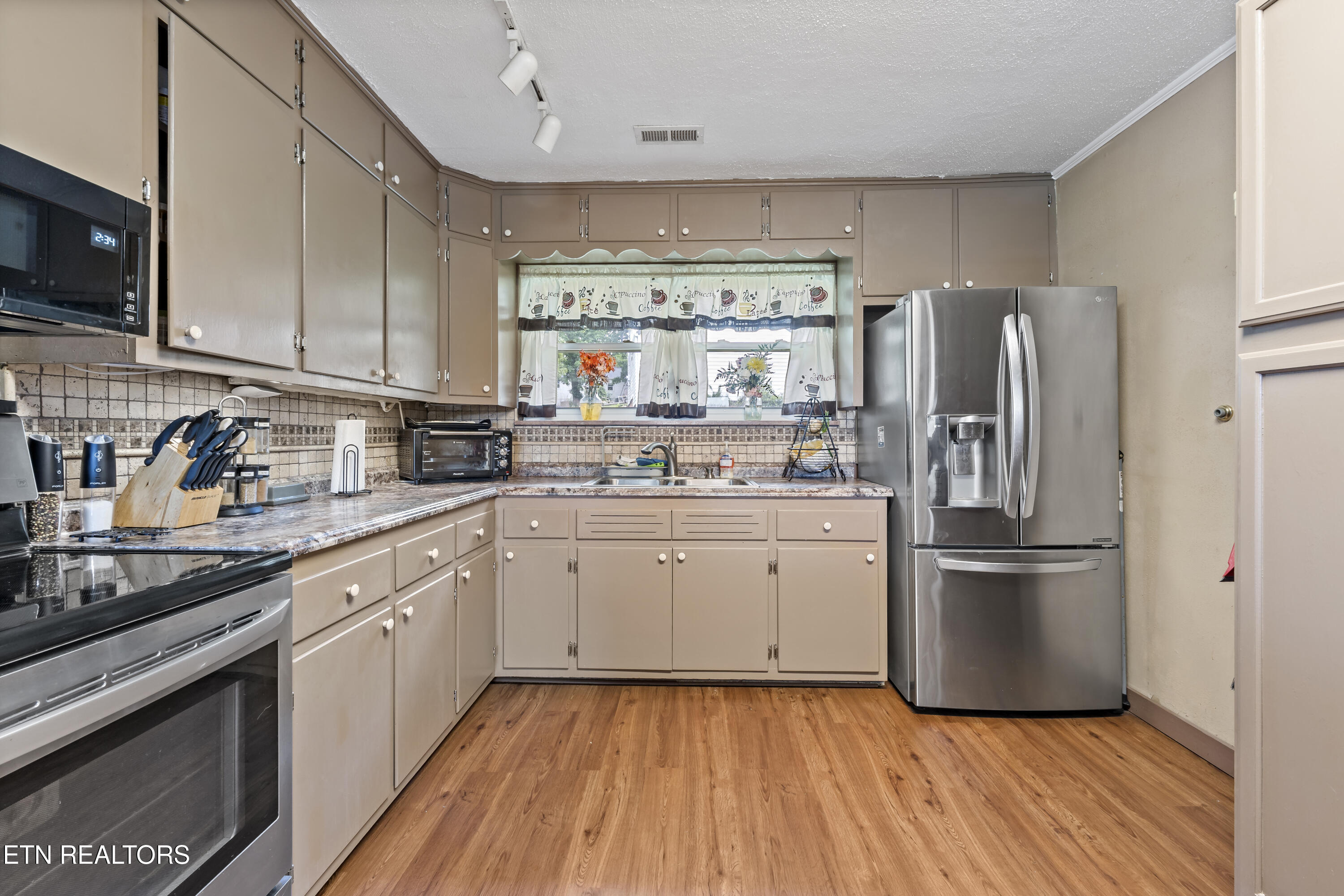 103 Sundance Road Maryville TN 37801
