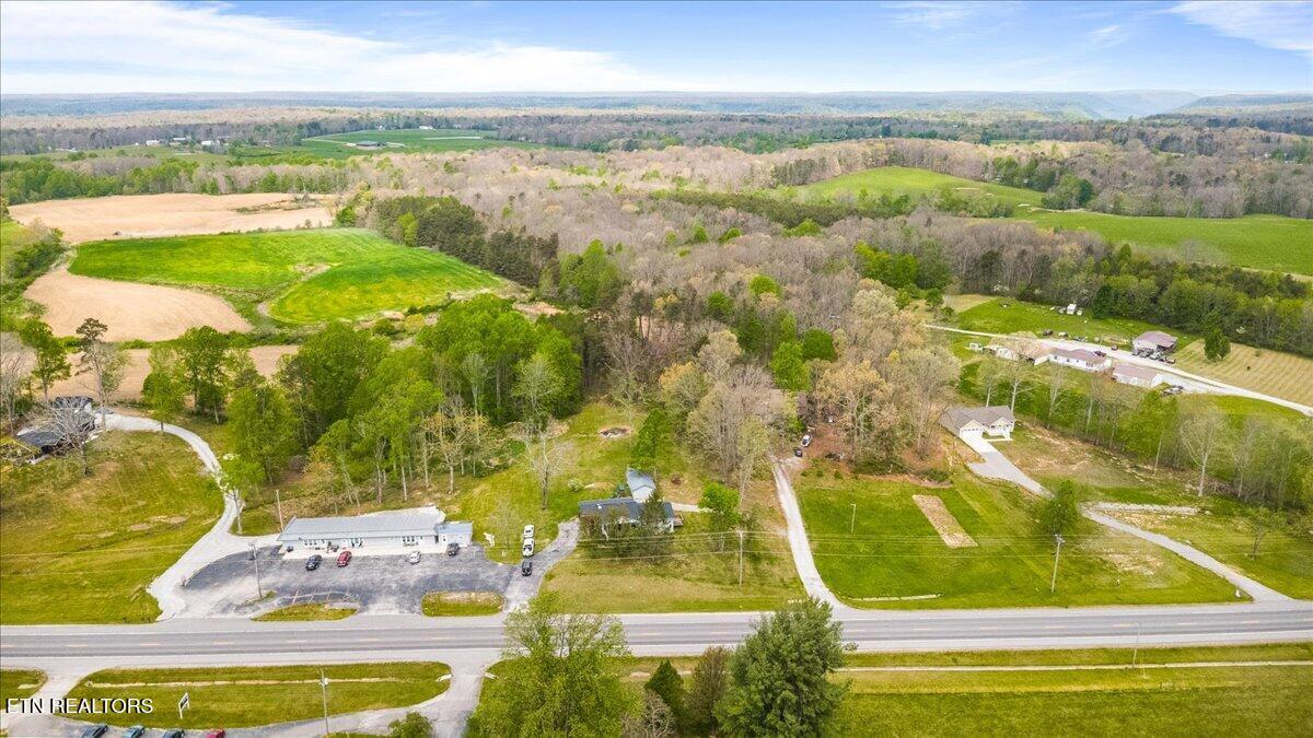 5550 S York Highway Grimsley TN 38565