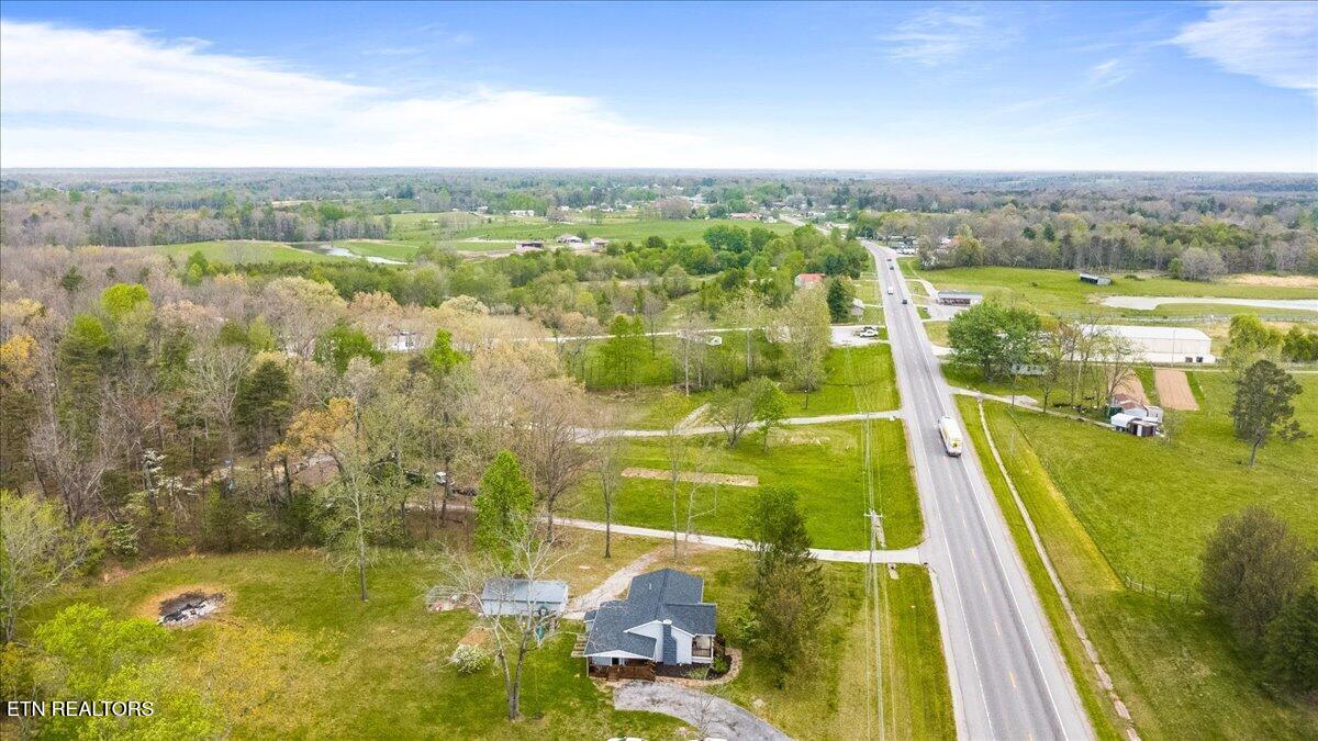 5550 S York Highway Grimsley TN 38565