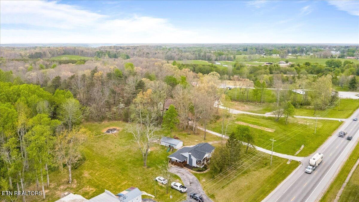 5550 S York Highway Grimsley TN 38565