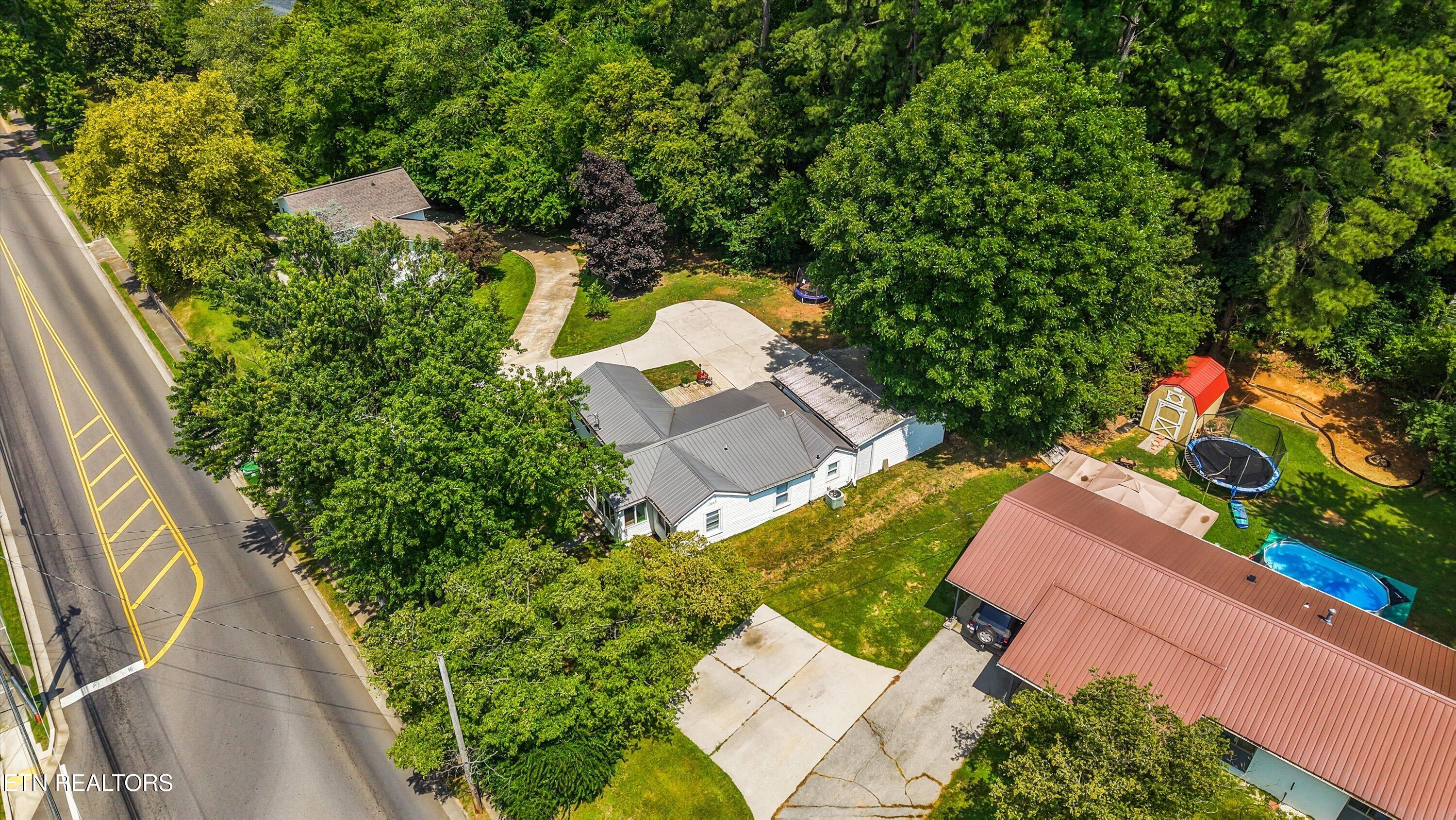 1306 Montvale Station Road Maryville TN 37803