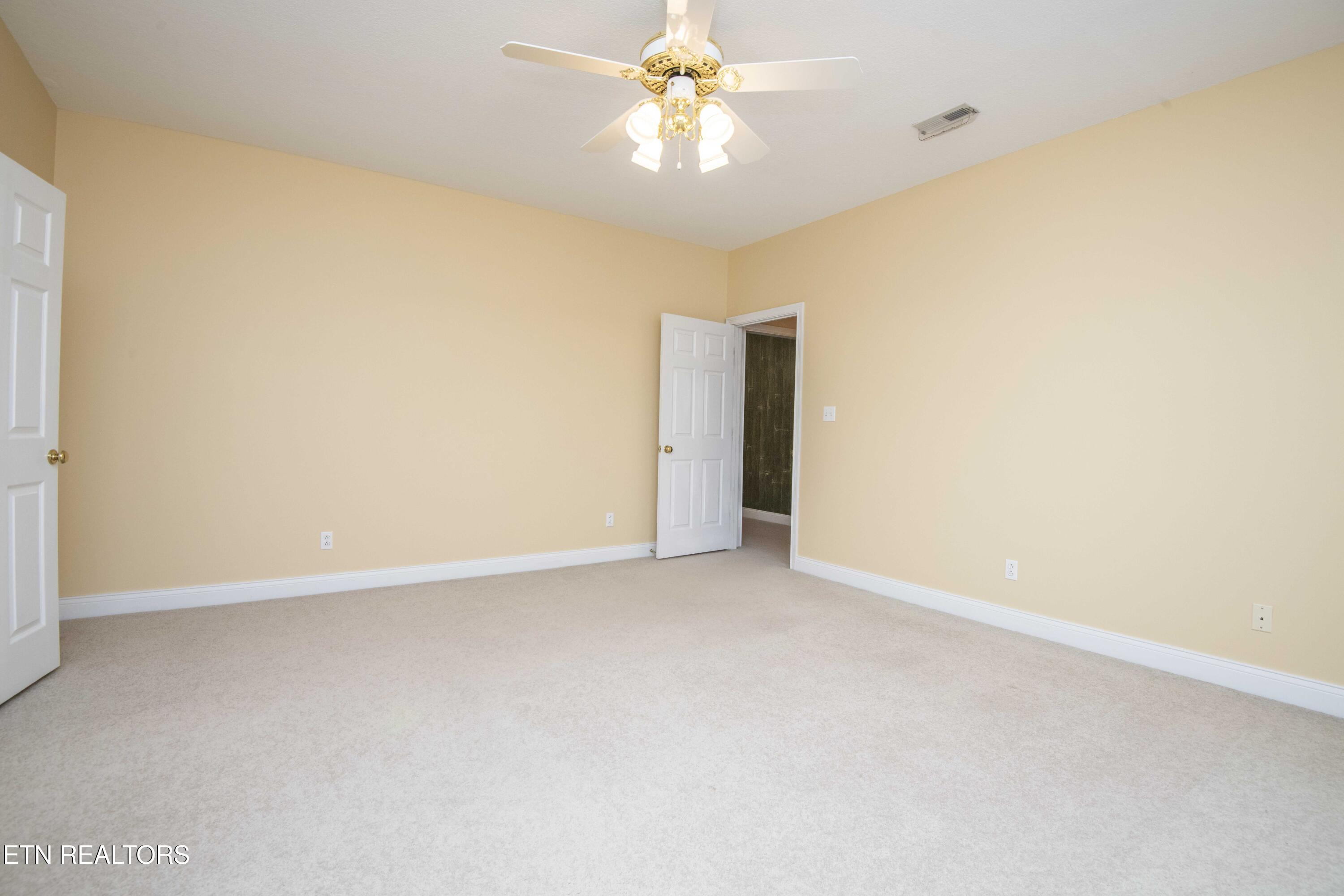 5224 Tazewell Pointe Way Knoxville TN 37918