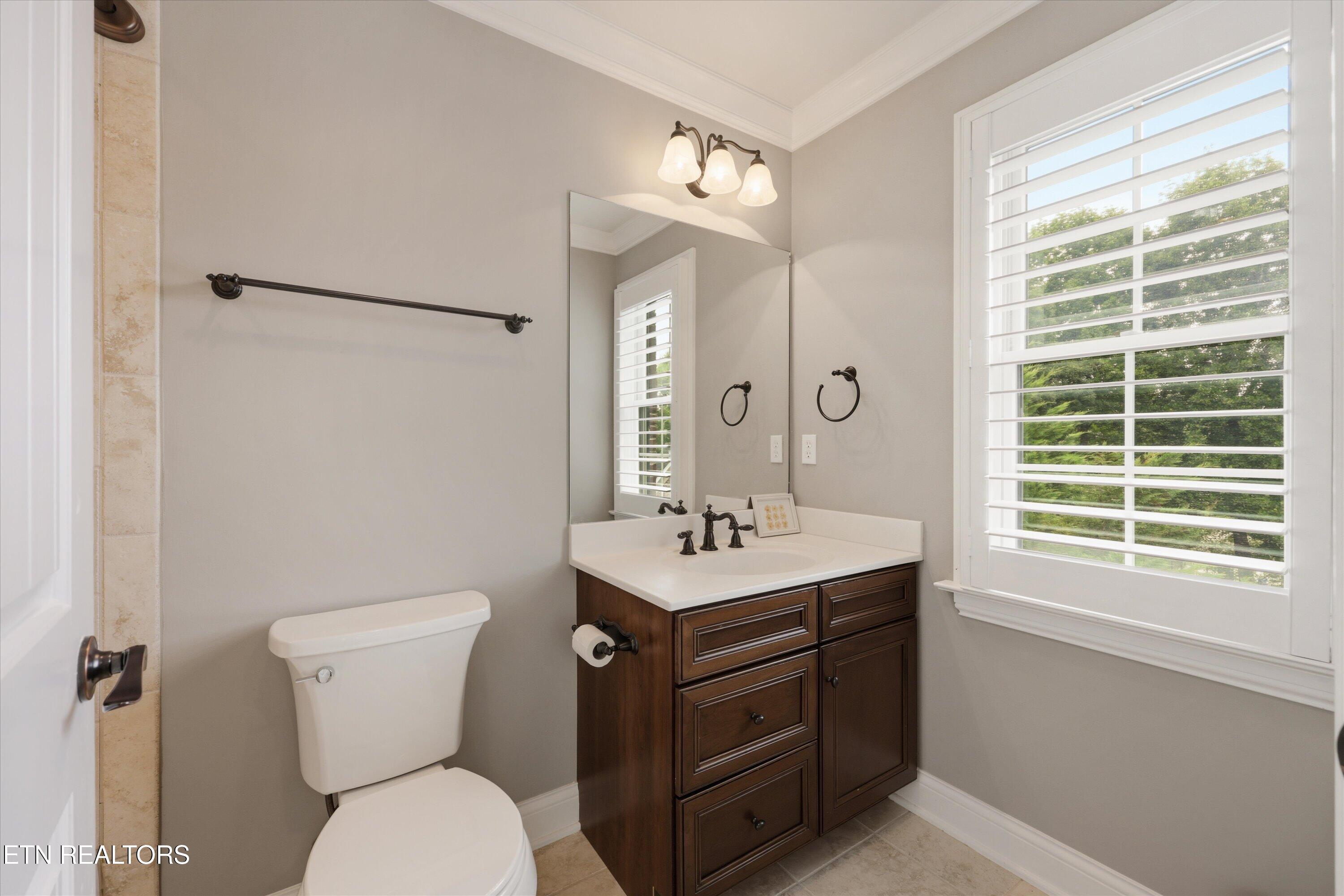 1304 Selby Lane Knoxville TN 37922