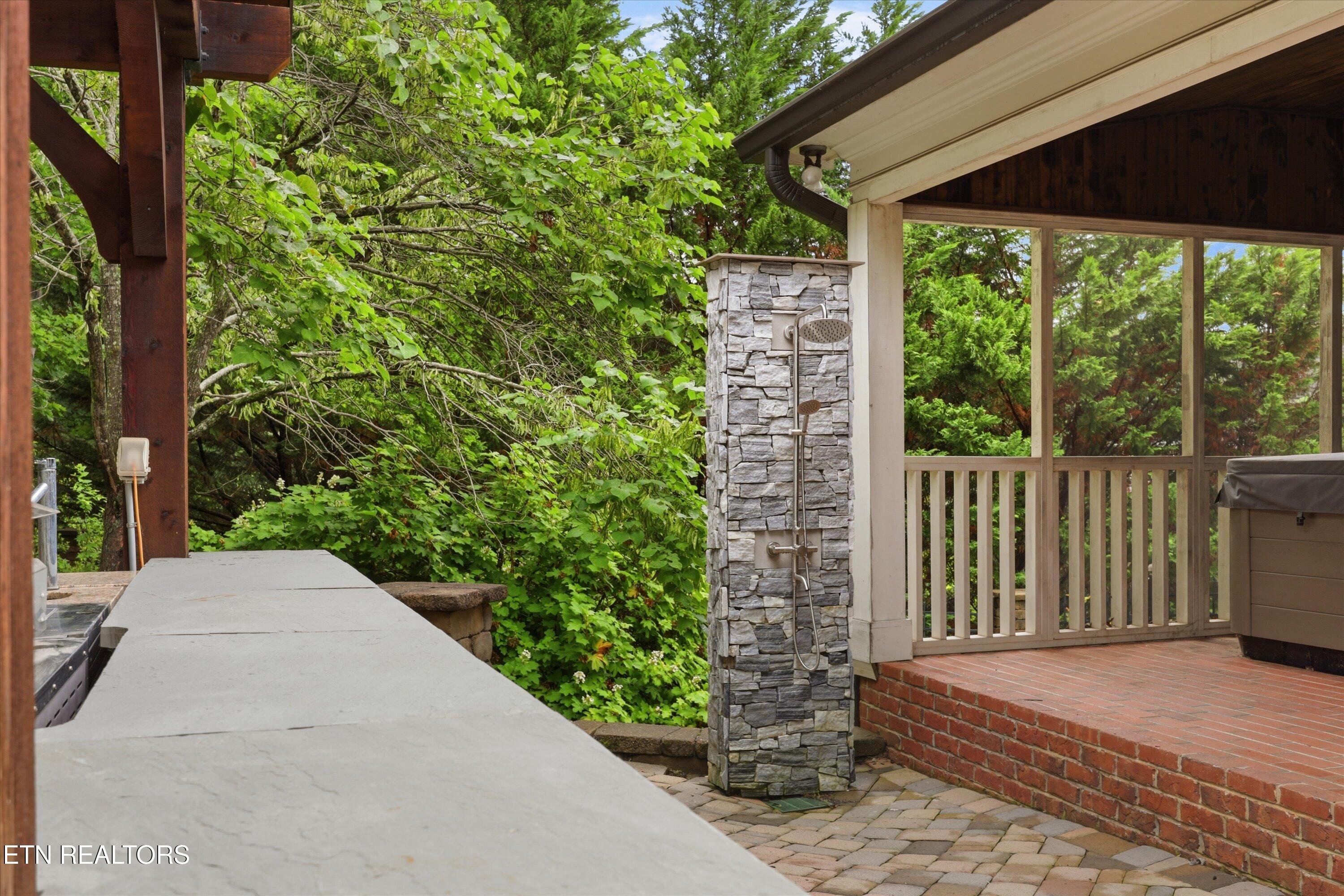 1304 Selby Lane Knoxville TN 37922